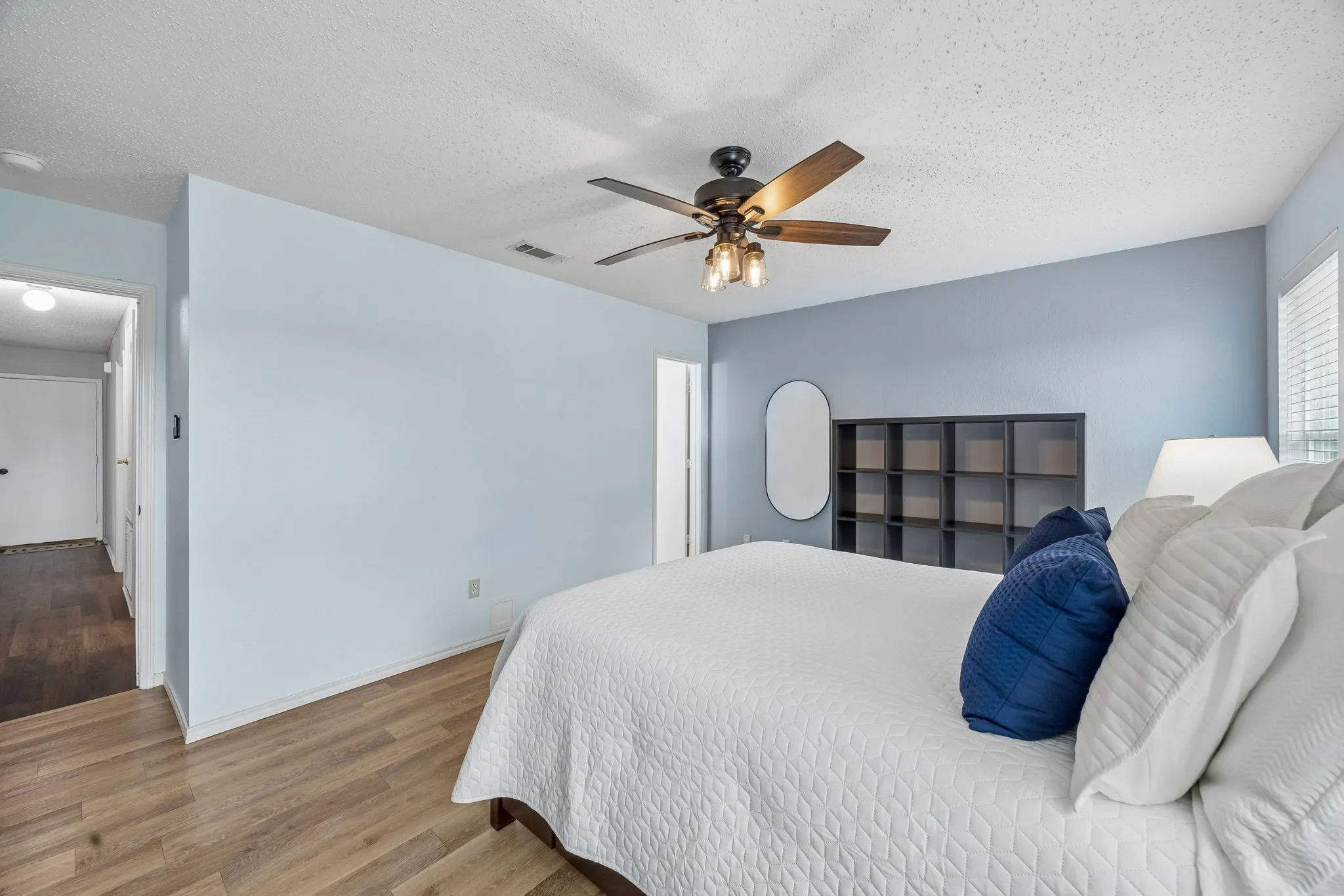 Single Family Residence For Sale in Tarrant County , 5441 Camarillo Drive, Fort Worth, Texas 76244, 3 Bedroom, 2 Bathroom, 2 Garage spaces, 1,519 Sqft, built in 2002, mls#21300354, Real Estate Agent in Fort Worth, Homes For Sale in Tarrant county, Homes For Sale in Fort Worth, Realtor in Fort Worth Texas, Real Estate Brokerage Independent Realty Texas, Luminita Cordes Realtor