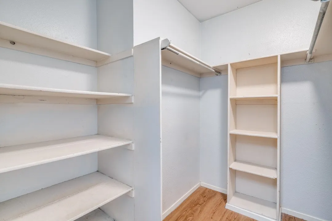 Condominium For Sale in Dallas County , 3635 Garden Brook Drive 10100, Farmers Branch, Texas 75234, 2 Bedroom, 3 Bathroom, Garage spaces, 1,304 Sqft, built in 1983, mls#21301734, Real Estate Agent in Farmers Branch, Homes For Sale in Dallas county, Homes For Sale in Farmers Branch, Realtor in Farmers Branch Texas, Real Estate Brokerage Independent Realty Texas, Luminita Cordes Realtor