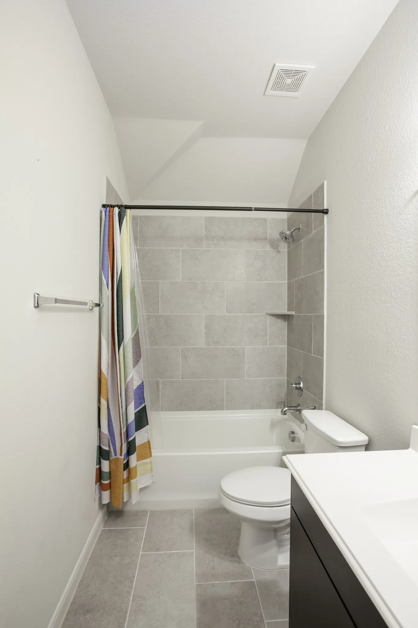 Single Family Residence For Rent in Kaufman County , 3811 Thomas Plains Drive, Forney, Texas 75126, 4 Bedroom, 3 Bathroom, 2 Garage spaces, 2,728 Sqft, built in 2022, mls#21302275, Real Estate Agent in Forney, Homes For Rent in Kaufman county, Homes For Rent in Forney, Realtor in Forney Texas, Real Estate Brokerage Independent Realty Texas, Luminita Cordes Realtor