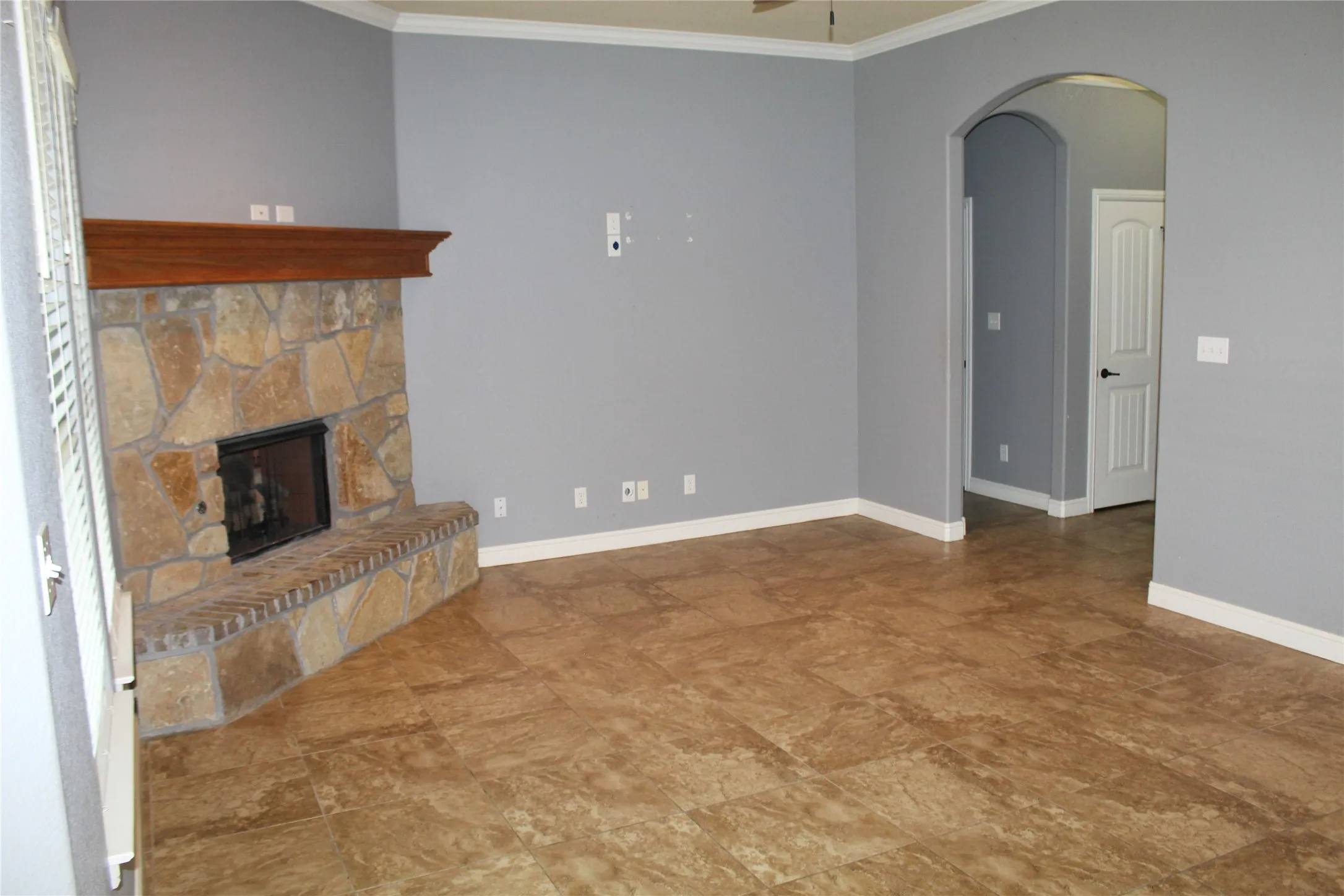 Single Family Residence For Sale in Hood County , 9204 Parkview Circle, Tolar, Texas 76476, 4 Bedroom, 2 Bathroom, 2 Garage spaces, 1,788 Sqft, built in 2012, mls#21301883, Real Estate Agent in Tolar, Homes For Sale in Hood county, Homes For Sale in Tolar, Realtor in Tolar Texas, Real Estate Brokerage Independent Realty Texas, Luminita Cordes Realtor