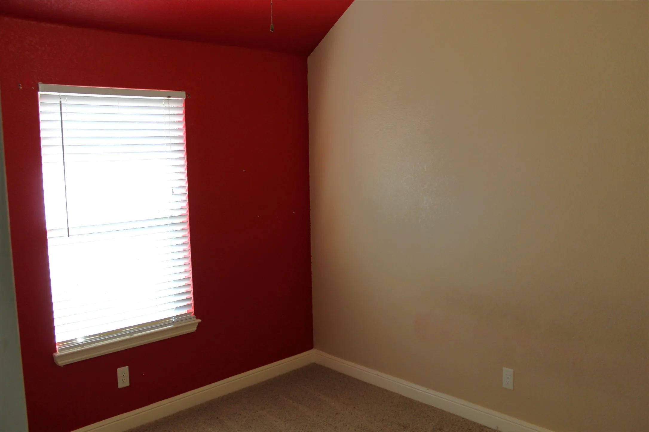 Single Family Residence For Sale in Hood County , 9204 Parkview Circle, Tolar, Texas 76476, 4 Bedroom, 2 Bathroom, 2 Garage spaces, 1,788 Sqft, built in 2012, mls#21301883, Real Estate Agent in Tolar, Homes For Sale in Hood county, Homes For Sale in Tolar, Realtor in Tolar Texas, Real Estate Brokerage Independent Realty Texas, Luminita Cordes Realtor