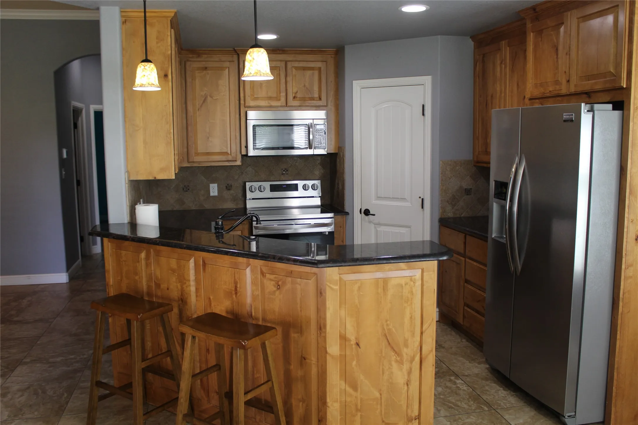 Single Family Residence For Sale in Hood County , 9204 Parkview Circle, Tolar, Texas 76476, 4 Bedroom, 2 Bathroom, 2 Garage spaces, 1,788 Sqft, built in 2012, mls#21301883, Real Estate Agent in Tolar, Homes For Sale in Hood county, Homes For Sale in Tolar, Realtor in Tolar Texas, Real Estate Brokerage Independent Realty Texas, Luminita Cordes Realtor