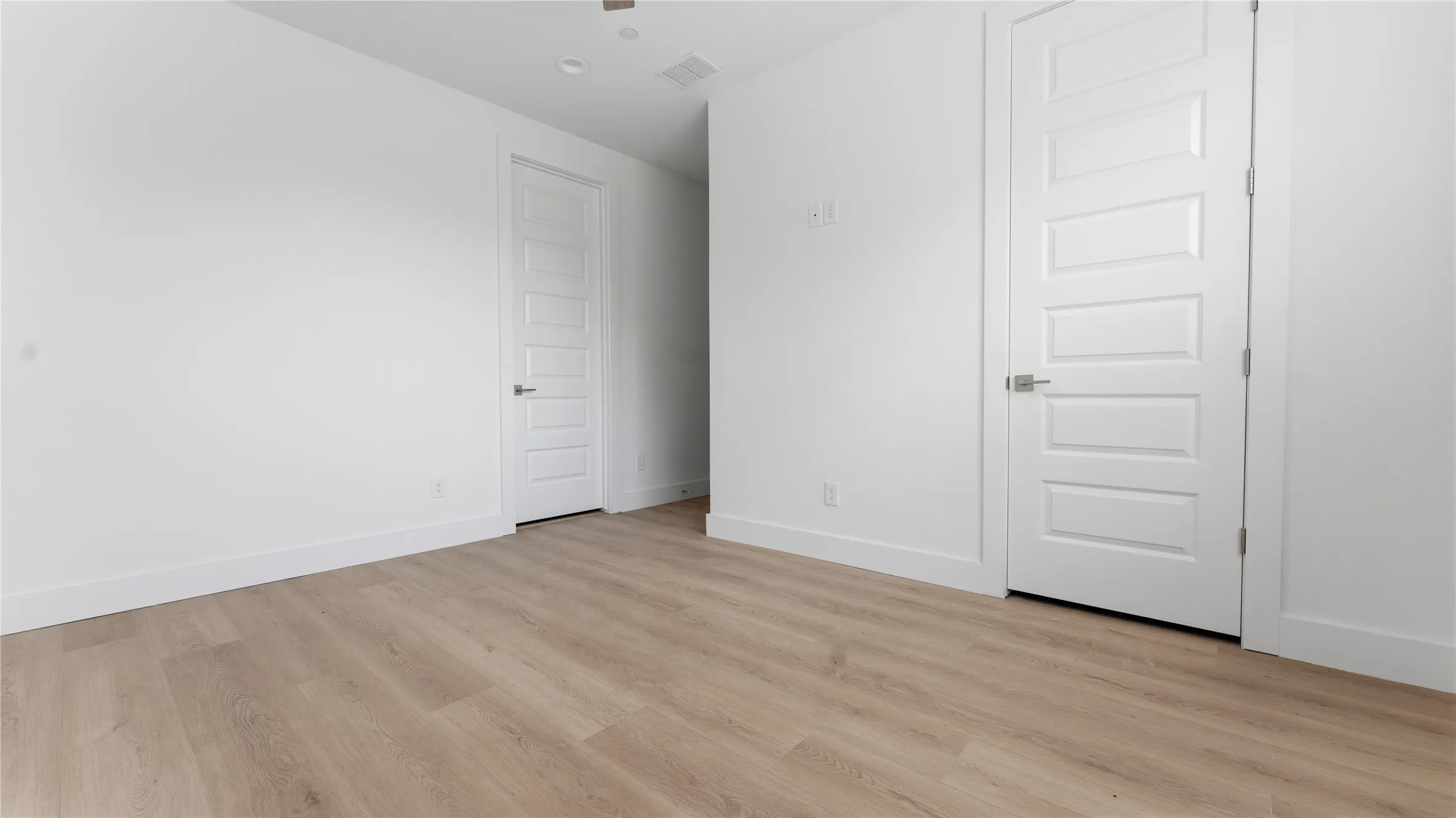 Condominium For Sale in Dallas County , 2925 Spruce Valley Lane 408, Dallas, Texas 75233, 3 Bedrooms, 2 Bathrooms, 2 Garage spaces, 1,450 Sqft, built in 2026, Price $347,500, mls#21302191, Real Estate Agent in Dallas, Homes For Sale in Dallas county, Homes For Sale in Dallas, Realtor in Dallas Texas, Real Estate Brokerage Independent Realty Texas, Luminita Cordes Realtor