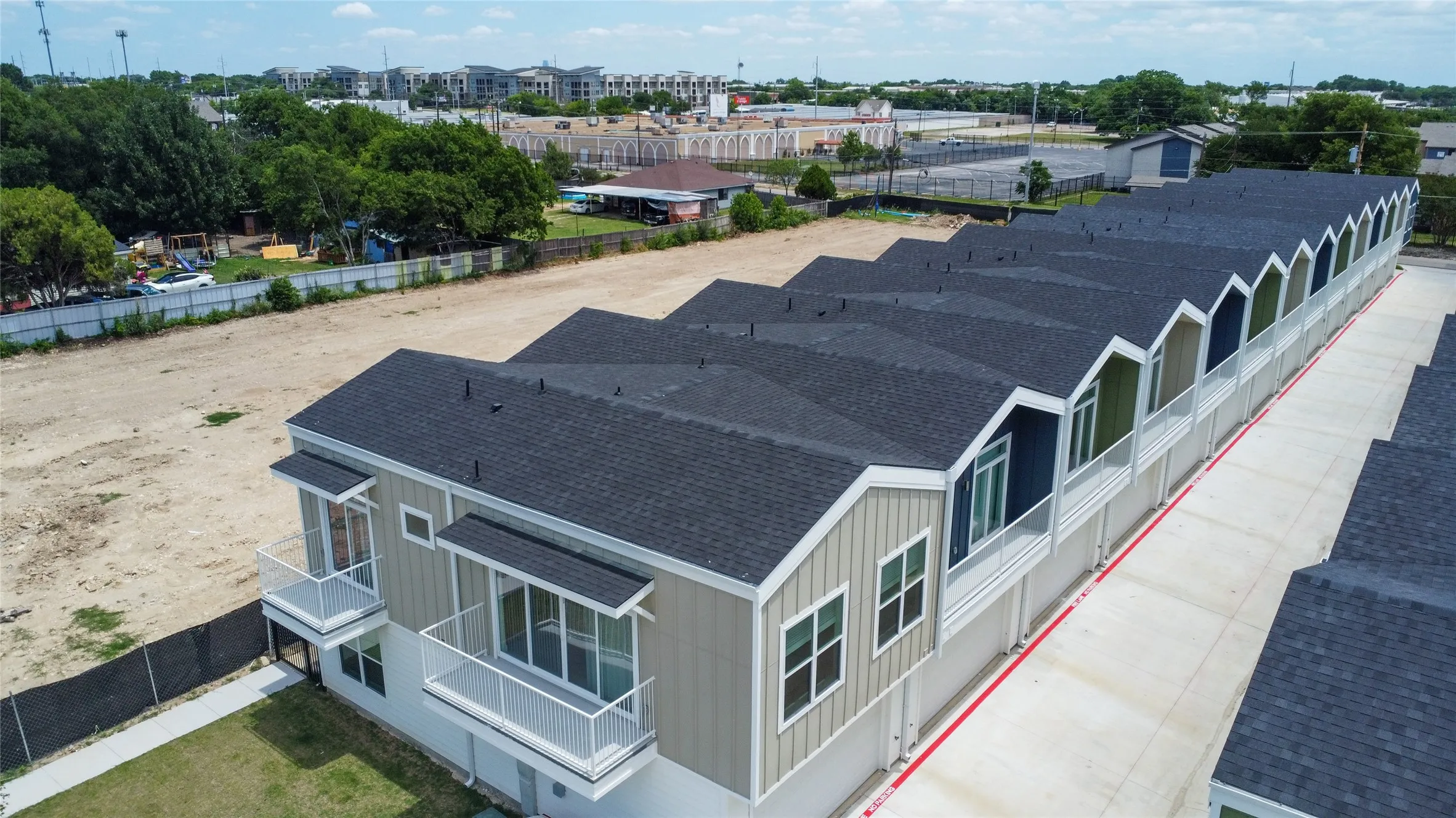 Condominium For Sale in Dallas County , 2925 Spruce Valley Lane 408, Dallas, Texas 75233, 3 Bedrooms, 2 Bathrooms, 2 Garage spaces, 1,450 Sqft, built in 2026, Price $347,500, mls#21302191, Real Estate Agent in Dallas, Homes For Sale in Dallas county, Homes For Sale in Dallas, Realtor in Dallas Texas, Real Estate Brokerage Independent Realty Texas, Luminita Cordes Realtor