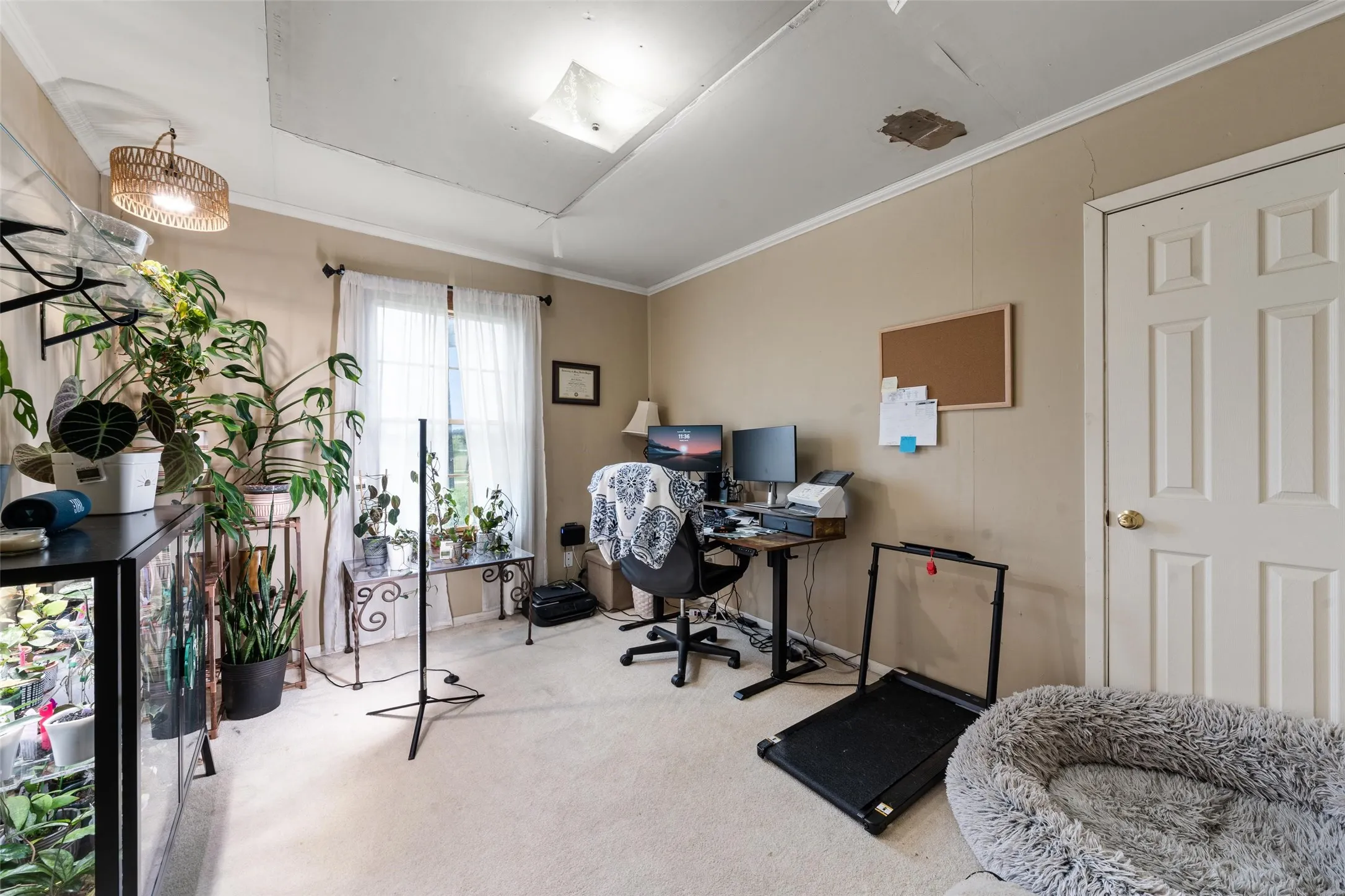 Single Family Residence For Sale in Mc Lennan County , 2059 Southwinds Drive, Lorena, Texas 76655, 6 Bedroom, 3 Bathroom, Garage spaces, 3,000 Sqft, built in 1984, mls#21302286, Real Estate Agent in Lorena, Homes For Sale in Mc Lennan county, Homes For Sale in Lorena, Realtor in Lorena Texas, Real Estate Brokerage Independent Realty Texas, Luminita Cordes Realtor