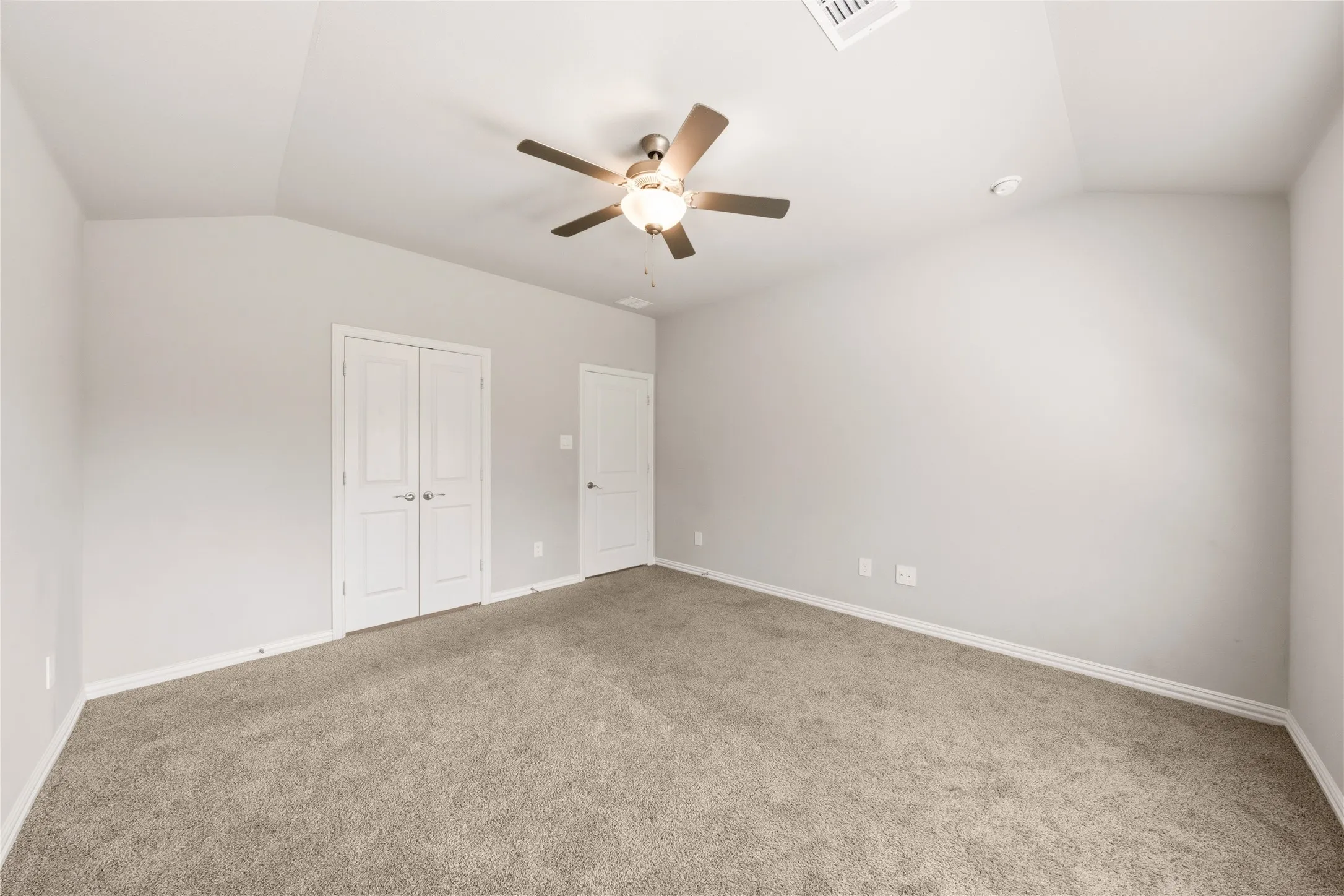 Single Family Residence For Sale in Collin County , 3712 Canyon Drive, Farmersville, Texas 75442, 3 Bedroom, 2 Bathroom, 2 Garage spaces, 1,669 Sqft, built in 2024, mls#21301800, Real Estate Agent in Farmersville, Homes For Sale in Collin county, Homes For Sale in Farmersville, Realtor in Farmersville Texas, Real Estate Brokerage Independent Realty Texas, Luminita Cordes Realtor