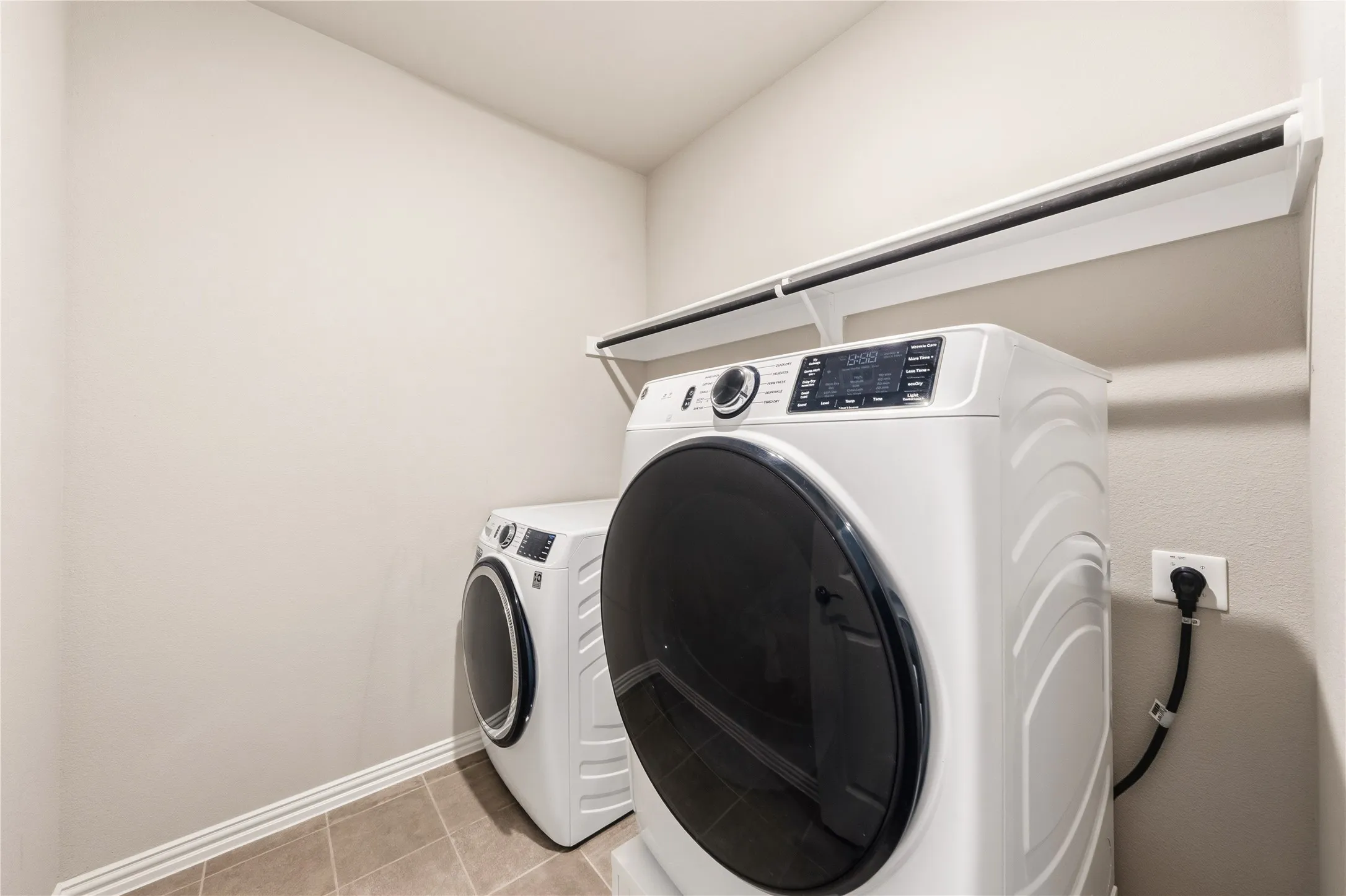 Single Family Residence For Sale in Collin County , 3712 Canyon Drive, Farmersville, Texas 75442, 3 Bedroom, 2 Bathroom, 2 Garage spaces, 1,669 Sqft, built in 2024, mls#21301800, Real Estate Agent in Farmersville, Homes For Sale in Collin county, Homes For Sale in Farmersville, Realtor in Farmersville Texas, Real Estate Brokerage Independent Realty Texas, Luminita Cordes Realtor