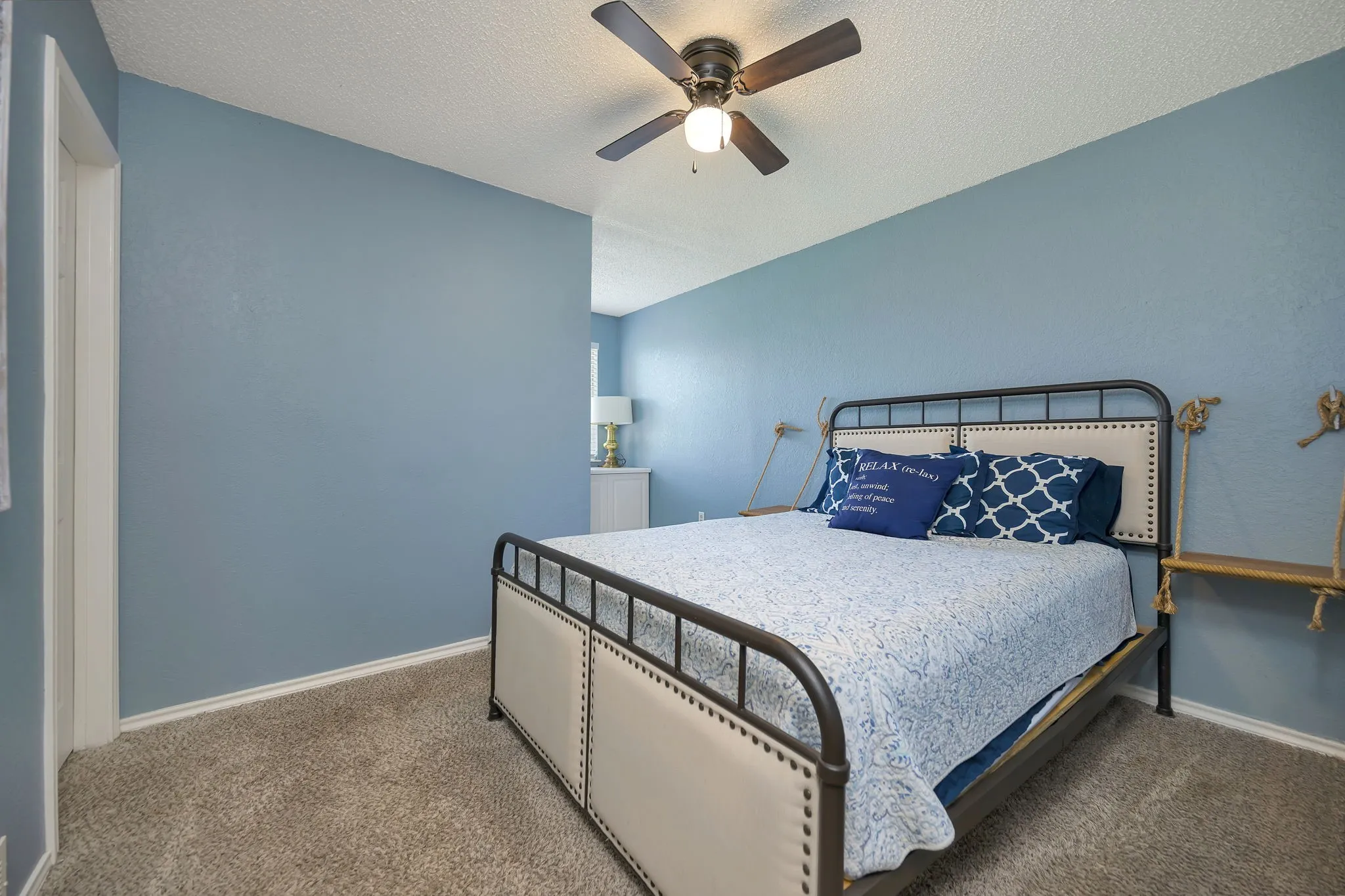 Single Family Residence For Sale in Henderson County , 203 Port Drive, Gun Barrel City, Texas 75156, 5 Bedroom, 3 Bathroom, Garage spaces, 3,034 Sqft, built in 1988, mls#21302081, Real Estate Agent in Gun Barrel City, Homes For Sale in Henderson county, Homes For Sale in Gun Barrel City, Realtor in Gun Barrel City Texas, Real Estate Brokerage Independent Realty Texas, Luminita Cordes Realtor
