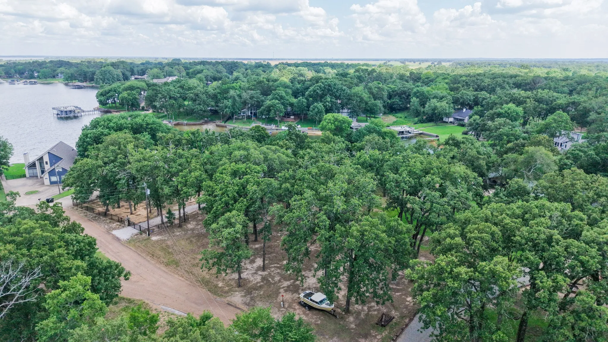 Unimproved Land For Sale in Henderson County , 0 Sunflower Court, Trinidad, Texas 75163, 0, 0, Garage spaces, 0 Sqft, built in 0, mls#21300335, Real Estate Agent in Trinidad, Homes For Sale in Henderson county, Homes For Sale in Trinidad, Realtor in Trinidad Texas, Real Estate Brokerage Independent Realty Texas, Luminita Cordes Realtor