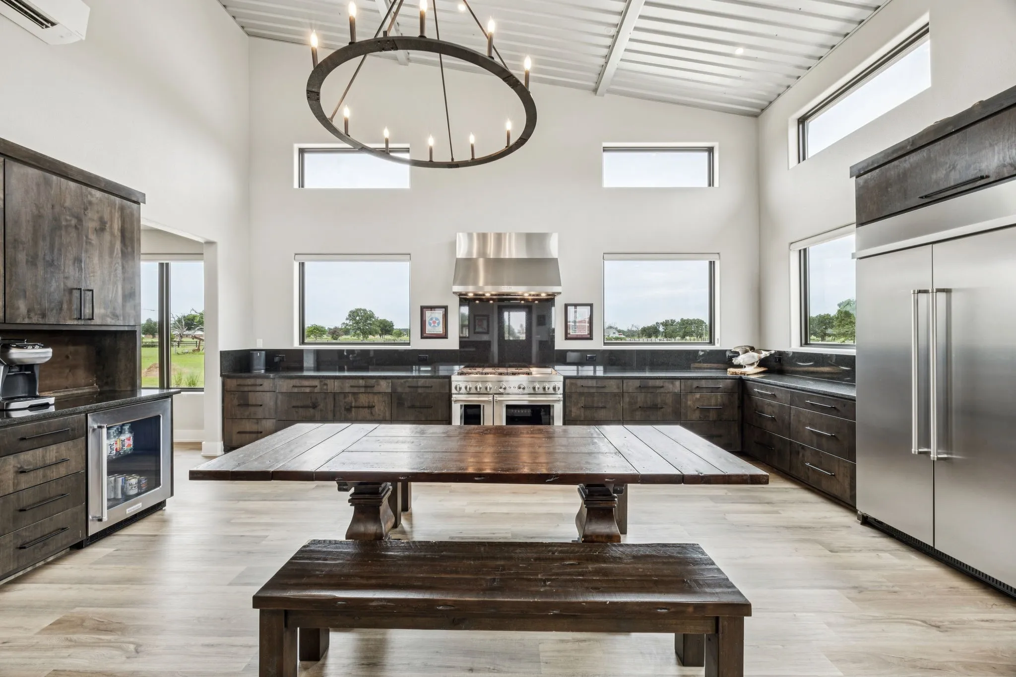Single Family Residence For Sale in Van Zandt County , 836 VZ County Road, Van, Texas 75790, 1 Bedroom, 2 Bathroom, 3 Garage spaces, 10,848 Sqft, built in 2020, mls#21302348, Real Estate Agent in Van, Homes For Sale in Van Zandt county, Homes For Sale in Van, Realtor in Van Texas, Real Estate Brokerage Independent Realty Texas, Luminita Cordes Realtor