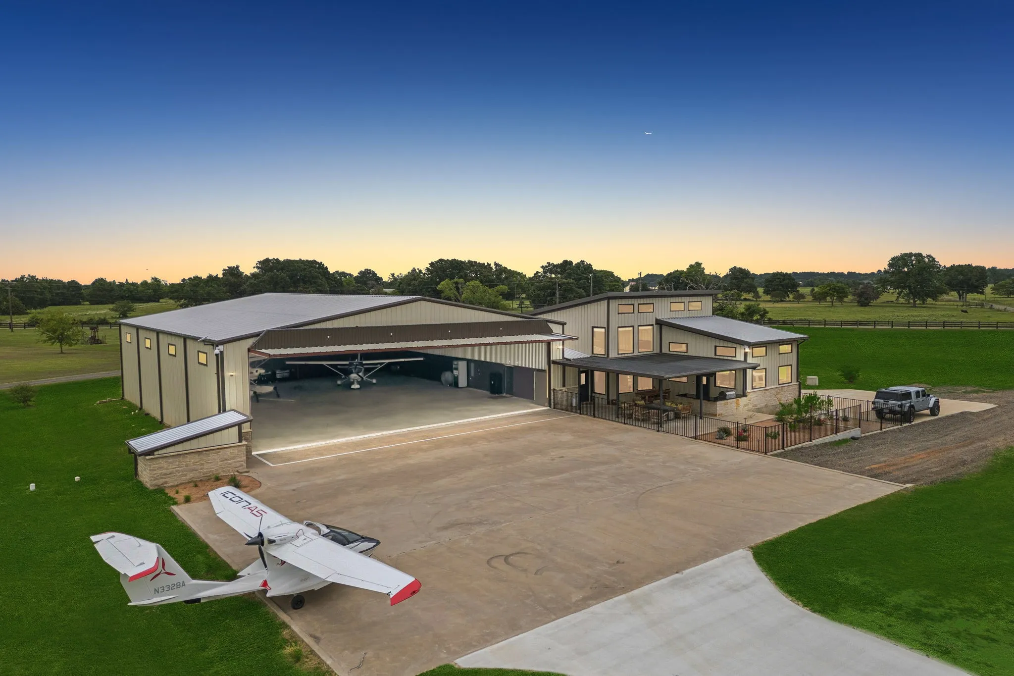 Single Family Residence For Sale in Van Zandt County , 836 VZ County Road, Van, Texas 75790, 1 Bedroom, 2 Bathroom, 3 Garage spaces, 10,848 Sqft, built in 2020, mls#21302348, Real Estate Agent in Van, Homes For Sale in Van Zandt county, Homes For Sale in Van, Realtor in Van Texas, Real Estate Brokerage Independent Realty Texas, Luminita Cordes Realtor
