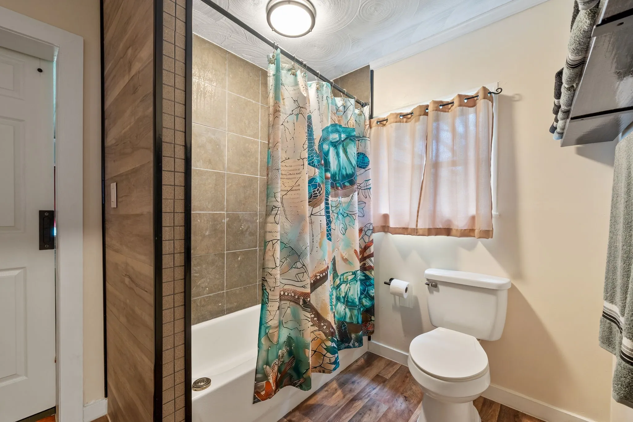 Single Family Residence For Sale in Wood County , 3211 Fm 779, Mineola, Texas 75773, 3 Bedroom, 2 Bathroom, 1 Garage spaces, 1,755 Sqft, built in 1948, mls#21290288, Real Estate Agent in Mineola, Homes For Sale in Wood county, Homes For Sale in Mineola, Realtor in Mineola Texas, Real Estate Brokerage Independent Realty Texas, Luminita Cordes Realtor
