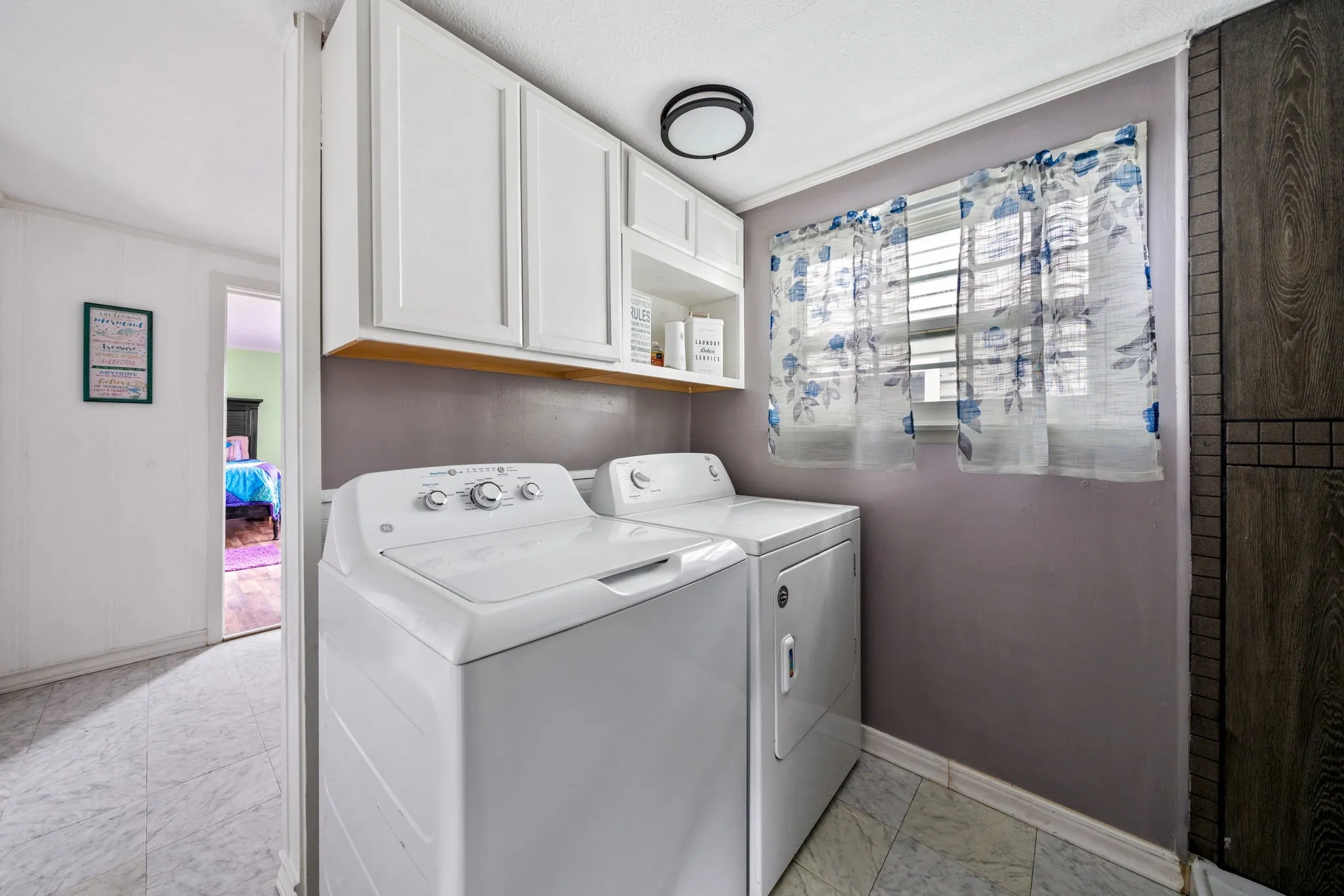 Single Family Residence For Sale in Wood County , 3211 Fm 779, Mineola, Texas 75773, 3 Bedroom, 2 Bathroom, 1 Garage spaces, 1,755 Sqft, built in 1948, mls#21290288, Real Estate Agent in Mineola, Homes For Sale in Wood county, Homes For Sale in Mineola, Realtor in Mineola Texas, Real Estate Brokerage Independent Realty Texas, Luminita Cordes Realtor