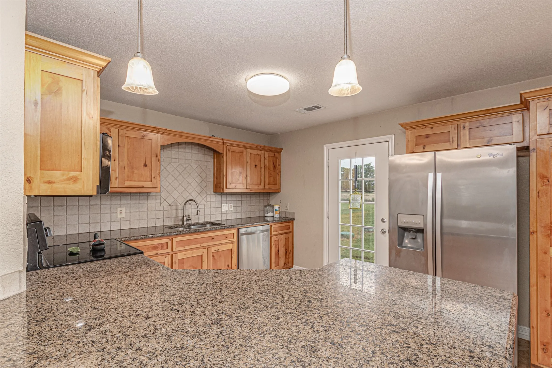 Single Family Residence For Sale in Hunt County , 5538 County Road 3214, Lone Oak, Texas 75453, 3 Bedroom, 2 Bathroom, Garage spaces, 1,478 Sqft, built in 2004, mls#21301749, Real Estate Agent in Lone Oak, Homes For Sale in Hunt county, Homes For Sale in Lone Oak, Realtor in Lone Oak Texas, Real Estate Brokerage Independent Realty Texas, Luminita Cordes Realtor