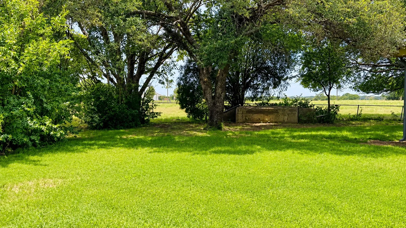 Farm For Sale in Cooke County , 1444 County Road 218, Gainesville, Texas 76240, 3 Bedroom, 2 Bathroom, Garage spaces, 2,175 Sqft, built in 1960, mls#21301432, Real Estate Agent in Gainesville, Homes For Sale in Cooke county, Homes For Sale in Gainesville, Realtor in Gainesville Texas, Real Estate Brokerage Independent Realty Texas, Luminita Cordes Realtor