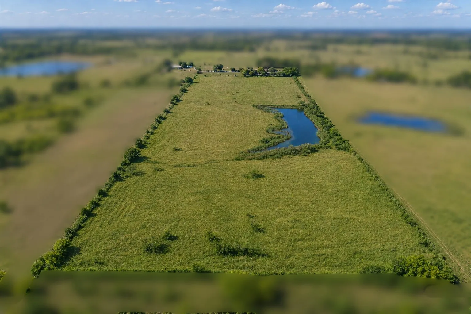 Farm For Sale in Cooke County , 1444 County Road 218, Gainesville, Texas 76240, 3 Bedroom, 2 Bathroom, Garage spaces, 2,175 Sqft, built in 1960, mls#21301432, Real Estate Agent in Gainesville, Homes For Sale in Cooke county, Homes For Sale in Gainesville, Realtor in Gainesville Texas, Real Estate Brokerage Independent Realty Texas, Luminita Cordes Realtor
