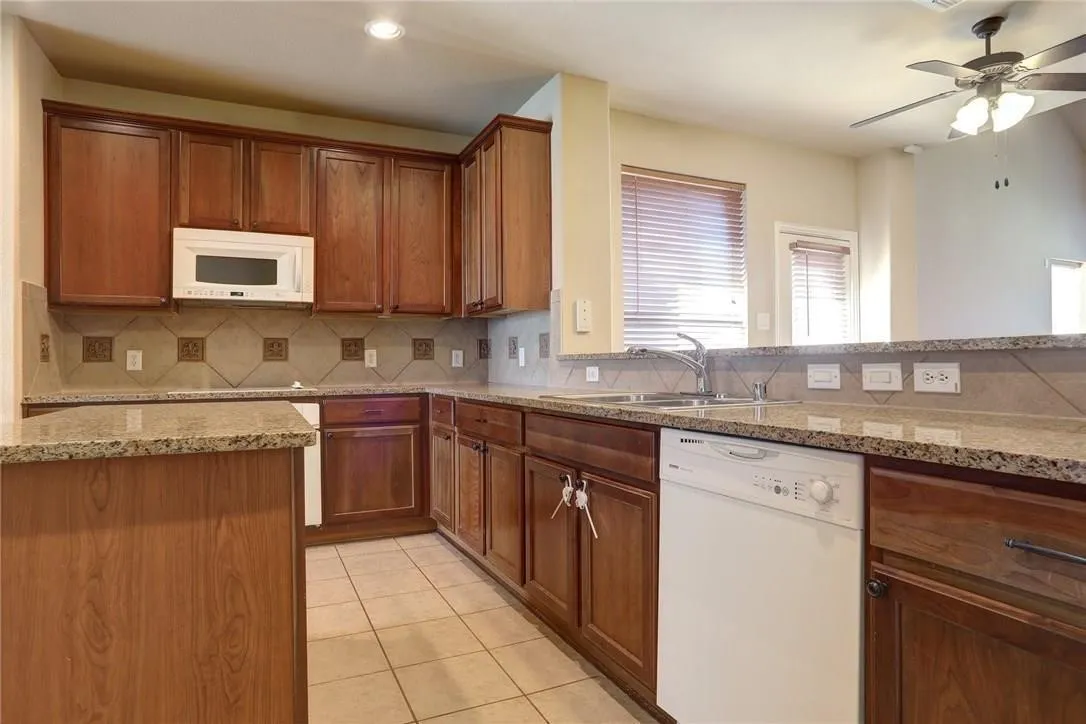 Single Family Residence For Rent in Denton County , 13393 Mondovi Drive, Frisco, Texas 75033, 4 Bedroom, 4 Bathroom, 2 Garage spaces, 3,489 Sqft, built in 2006, mls#21302394, Real Estate Agent in Frisco, Homes For Rent in Denton county, Homes For Rent in Frisco, Realtor in Frisco Texas, Real Estate Brokerage Independent Realty Texas, Luminita Cordes Realtor