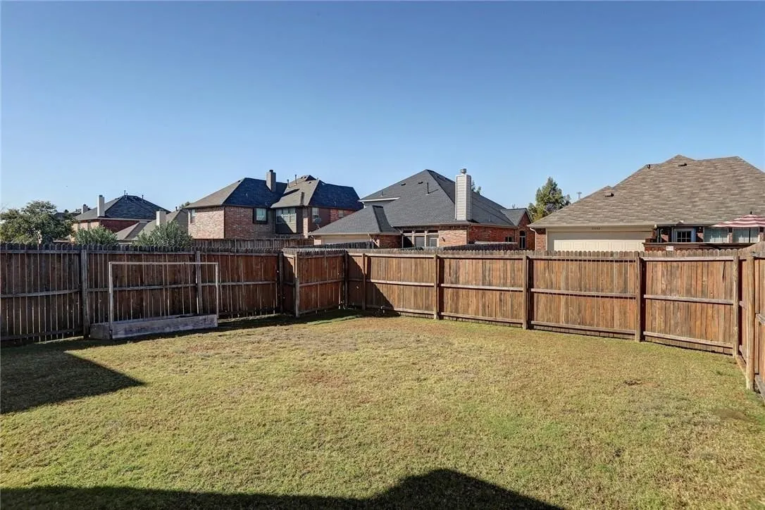 Single Family Residence For Rent in Denton County , 13393 Mondovi Drive, Frisco, Texas 75033, 4 Bedroom, 4 Bathroom, 2 Garage spaces, 3,489 Sqft, built in 2006, mls#21302394, Real Estate Agent in Frisco, Homes For Rent in Denton county, Homes For Rent in Frisco, Realtor in Frisco Texas, Real Estate Brokerage Independent Realty Texas, Luminita Cordes Realtor