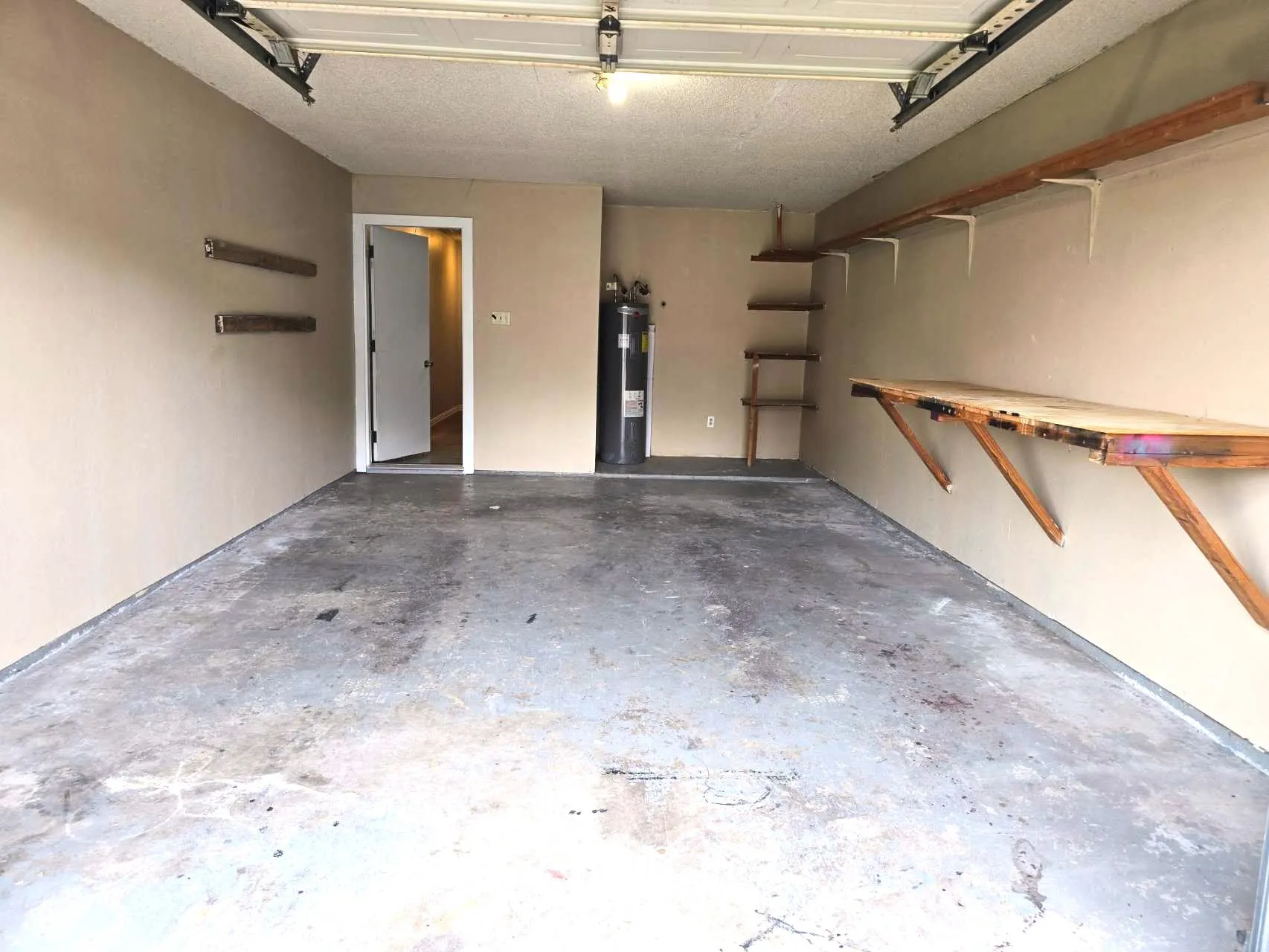 Duplex For Sale in Johnson County , 1005 Mitchell Lane, Burleson, Texas 76028, 6 Bedroom, 4 Bathroom, Garage spaces, 2,522 Sqft, built in 1986, mls#21301750, Real Estate Agent in Burleson, Homes For Sale in Johnson county, Homes For Sale in Burleson, Realtor in Burleson Texas, Real Estate Brokerage Independent Realty Texas, Luminita Cordes Realtor