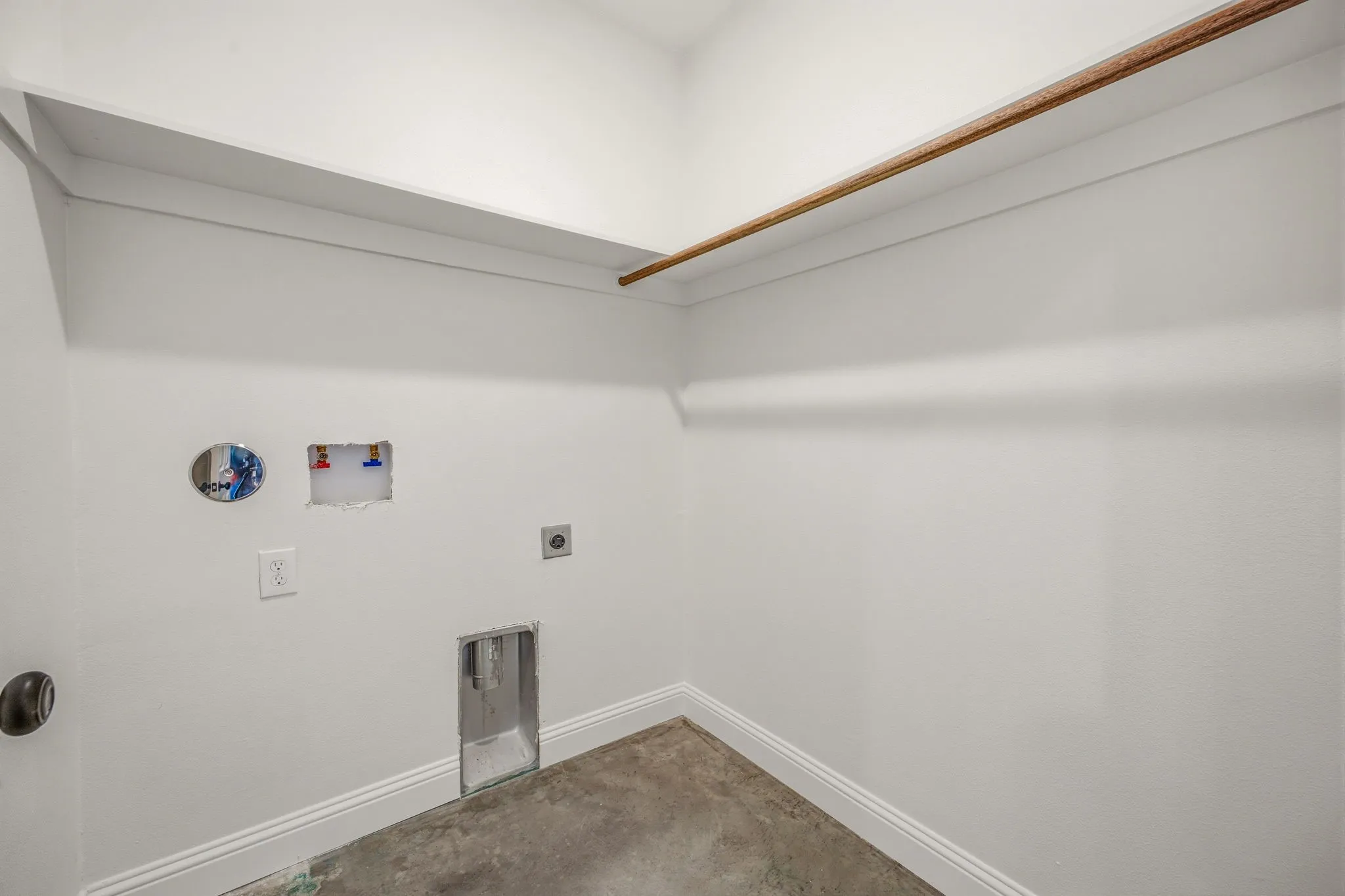Single Family Residence For Sale in Parker County , 317 Ridgeway, Weatherford, Texas 76086, 3 Bedroom, 2 Bathroom, 2 Garage spaces, 1,450 Sqft, built in 2024, mls#21302148, Real Estate Agent in Weatherford, Homes For Sale in Parker county, Homes For Sale in Weatherford, Realtor in Weatherford Texas, Real Estate Brokerage Independent Realty Texas, Luminita Cordes Realtor