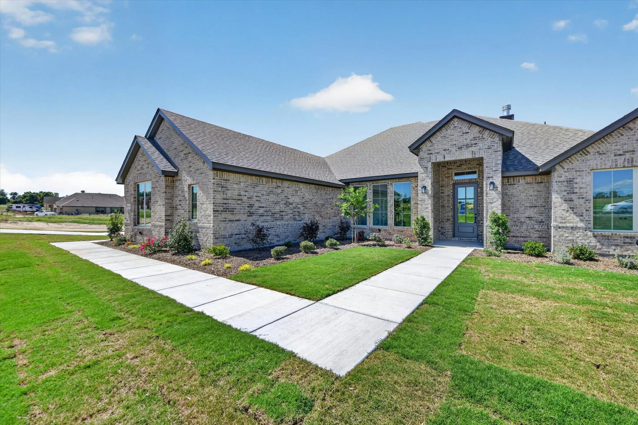 Single Family Residence For Sale in Parker County , 409 Mc Alpine, Springtown, Texas 76082, 4 Bedroom, 3 Bathroom, 3 Garage spaces, 2,509 Sqft, built in 2026, mls#21302445, Real Estate Agent in Springtown, Homes For Sale in Parker county, Homes For Sale in Springtown, Realtor in Springtown Texas, Real Estate Brokerage Independent Realty Texas, Luminita Cordes Realtor
