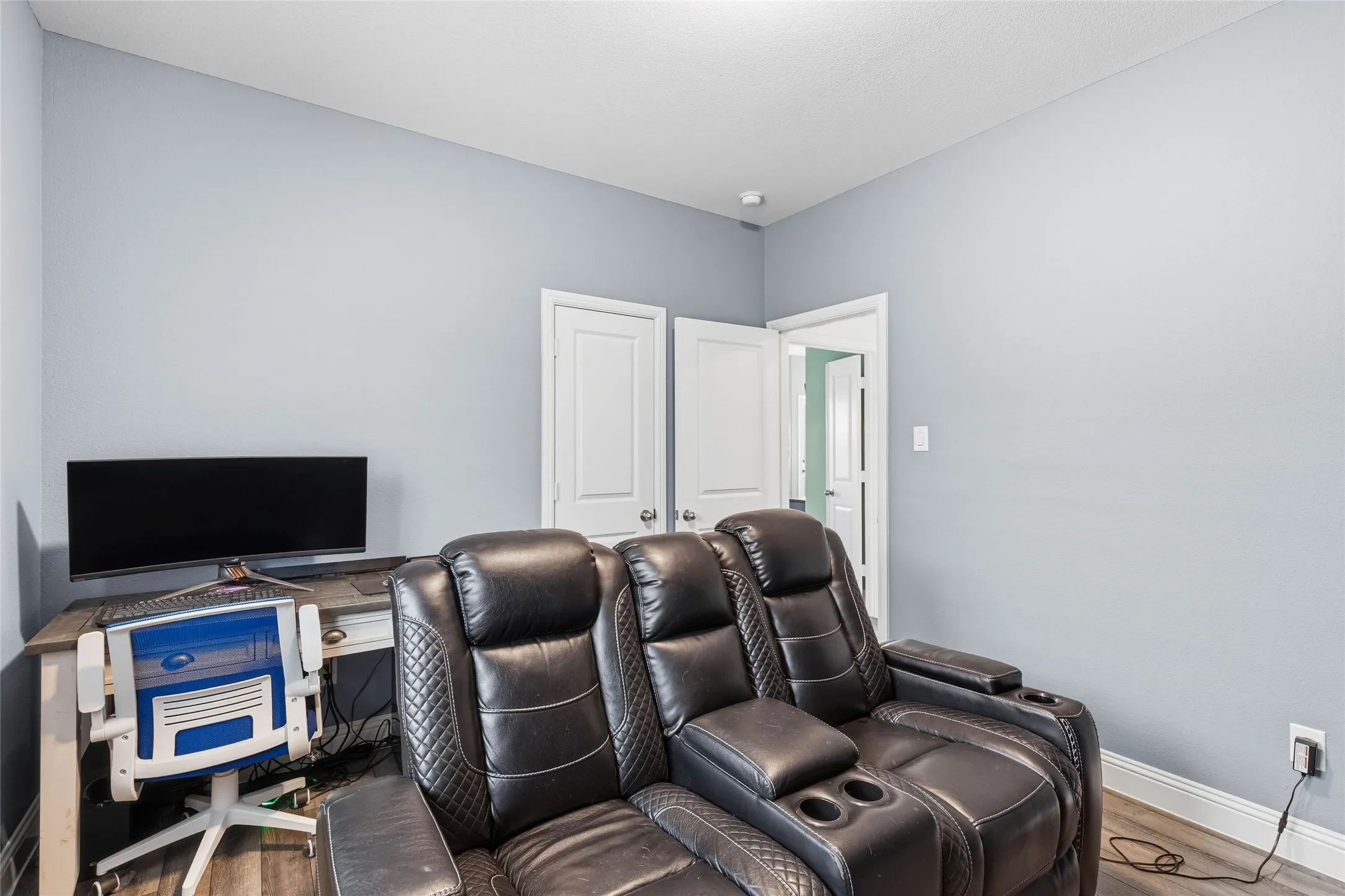 Single Family Residence For Sale in Denton County , 1021 Mason Street, Aubrey, Texas 76227, 3 Bedroom, 2 Bathroom, 2 Garage spaces, 1,637 Sqft, built in 2020, mls#21302298, Real Estate Agent in Aubrey, Homes For Sale in Denton county, Homes For Sale in Aubrey, Realtor in Aubrey Texas, Real Estate Brokerage Independent Realty Texas, Luminita Cordes Realtor