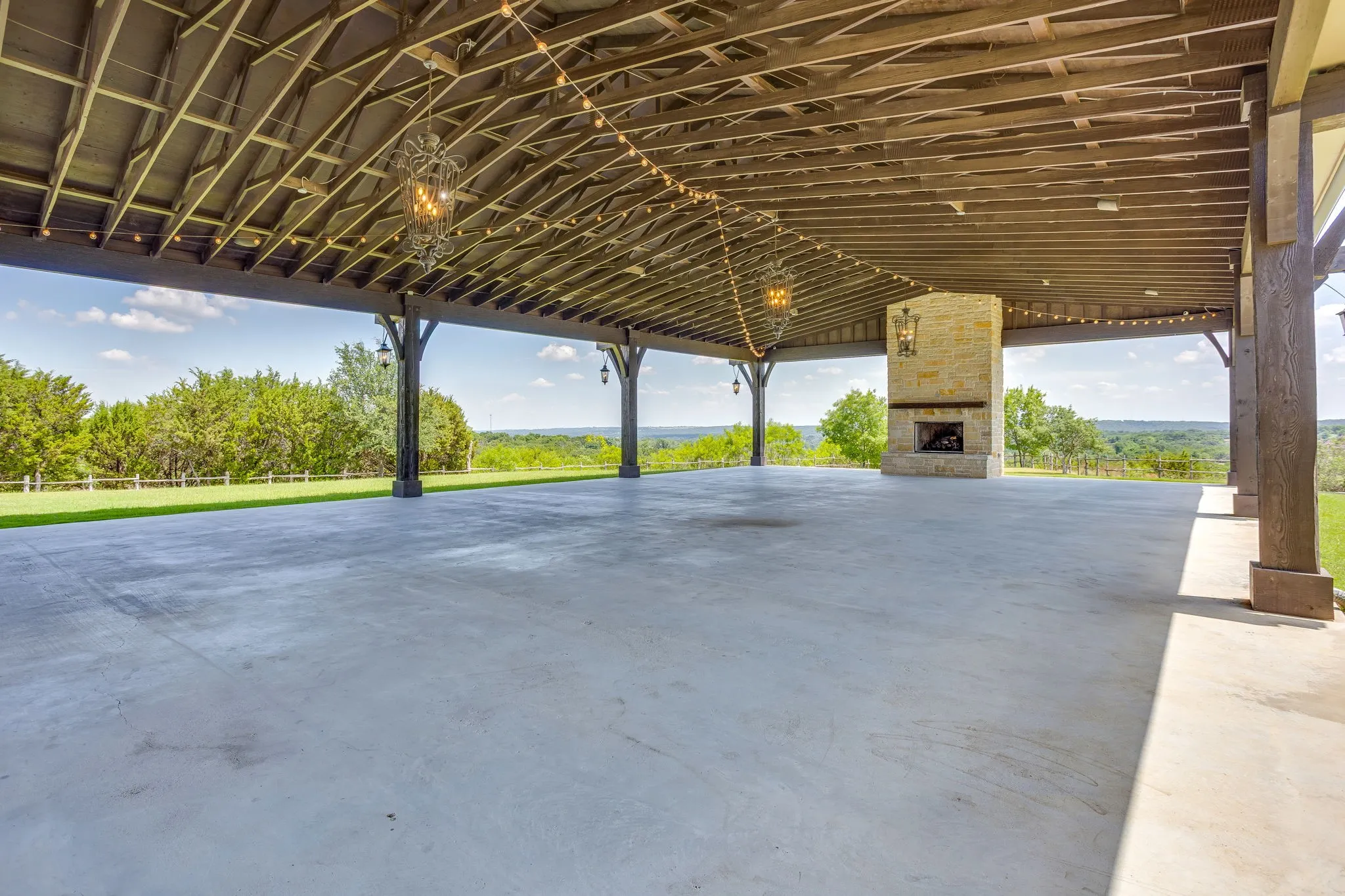 Improved Land For Sale in Parker County , 6000A Tucker Drive, Weatherford, Texas 76085, 0, 0, Garage spaces, 0 Sqft, built in 2016, mls#21302222, Real Estate Agent in Weatherford, Homes For Sale in Parker county, Homes For Sale in Weatherford, Realtor in Weatherford Texas, Real Estate Brokerage Independent Realty Texas, Luminita Cordes Realtor