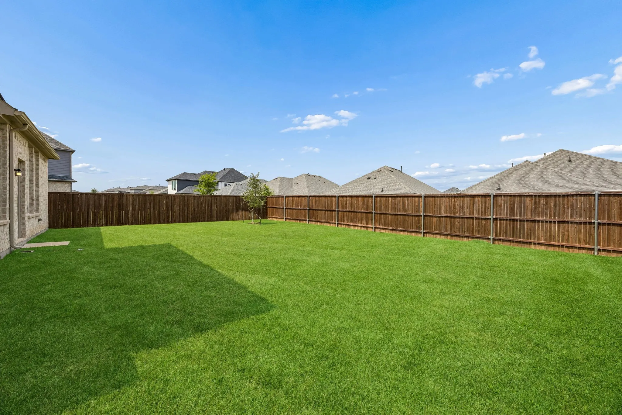 Single Family Residence For Sale in Collin County , 508 Portina Drive, Anna, Texas 75409, 4 Bedroom, 4 Bathroom, 2 Garage spaces, 3,839 Sqft, built in 2024, mls#21302535, Real Estate Agent in Anna, Homes For Sale in Collin county, Homes For Sale in Anna, Realtor in Anna Texas, Real Estate Brokerage Independent Realty Texas, Luminita Cordes Realtor
