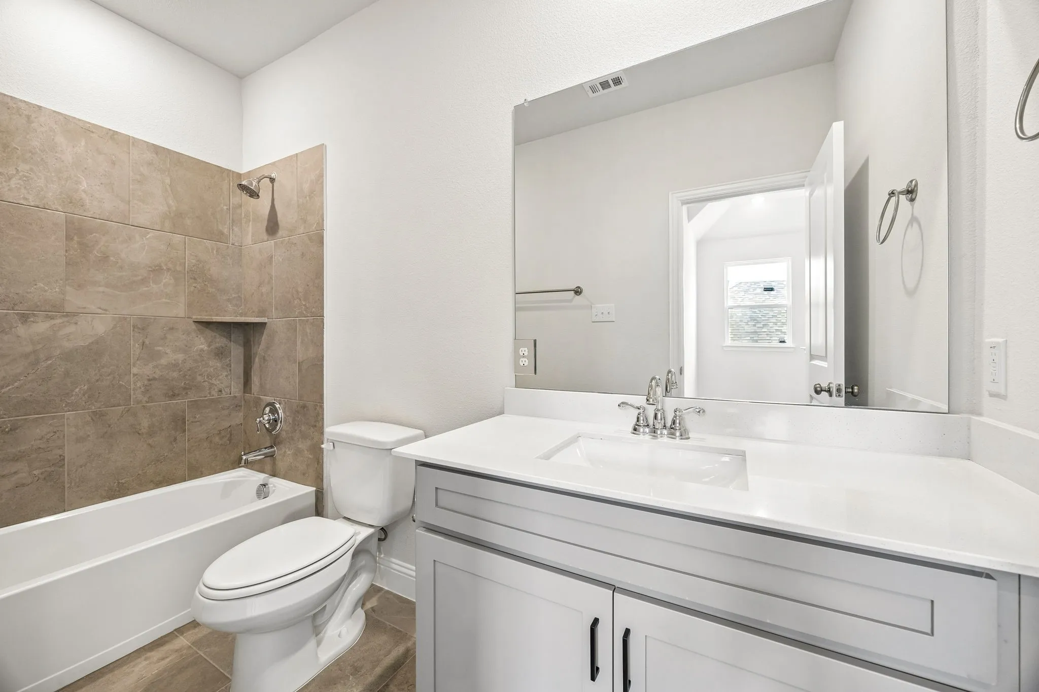 Single Family Residence For Sale in Collin County , 508 Portina Drive, Anna, Texas 75409, 4 Bedroom, 4 Bathroom, 2 Garage spaces, 3,839 Sqft, built in 2024, mls#21302535, Real Estate Agent in Anna, Homes For Sale in Collin county, Homes For Sale in Anna, Realtor in Anna Texas, Real Estate Brokerage Independent Realty Texas, Luminita Cordes Realtor