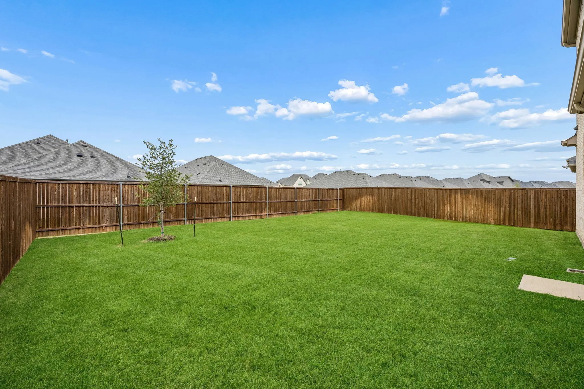 Single Family Residence For Sale in Collin County , 508 Portina Drive, Anna, Texas 75409, 4 Bedroom, 4 Bathroom, 2 Garage spaces, 3,839 Sqft, built in 2024, mls#21302535, Real Estate Agent in Anna, Homes For Sale in Collin county, Homes For Sale in Anna, Realtor in Anna Texas, Real Estate Brokerage Independent Realty Texas, Luminita Cordes Realtor