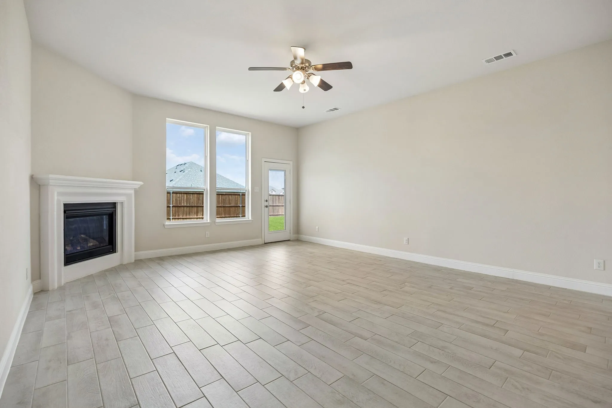 Single Family Residence For Sale in Collin County , 508 Portina Drive, Anna, Texas 75409, 4 Bedroom, 4 Bathroom, 2 Garage spaces, 3,839 Sqft, built in 2024, mls#21302535, Real Estate Agent in Anna, Homes For Sale in Collin county, Homes For Sale in Anna, Realtor in Anna Texas, Real Estate Brokerage Independent Realty Texas, Luminita Cordes Realtor