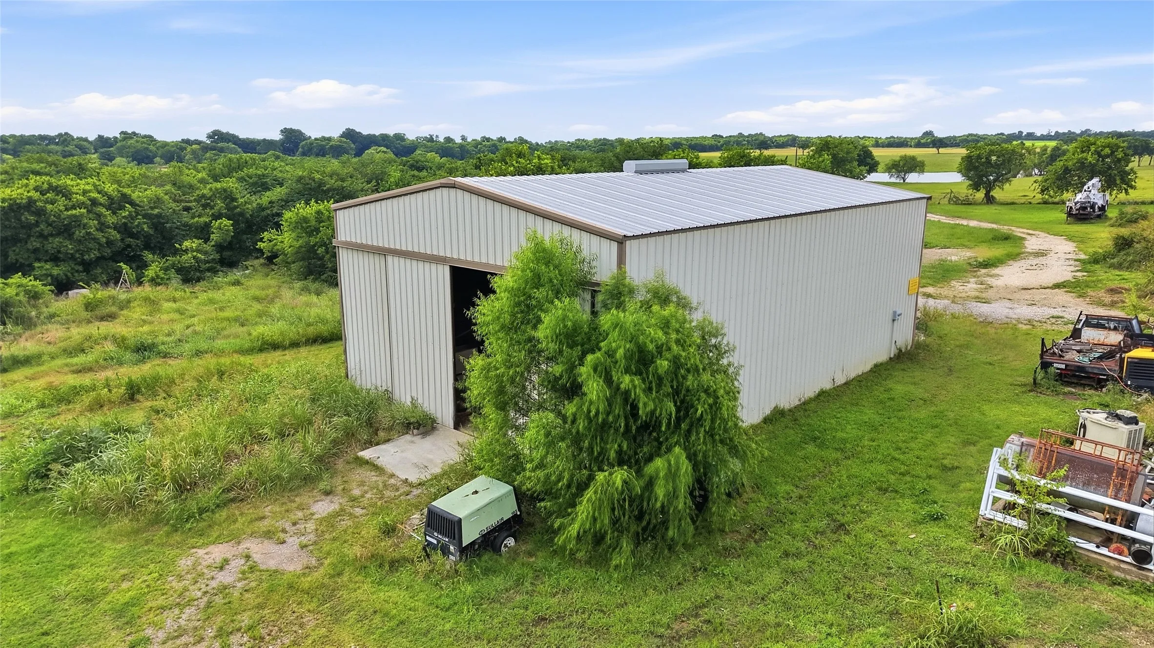 Ranch For Sale in Grayson County , 823 Higgins Road, Sherman, Texas 75092, 0, 0, Garage spaces, 0 Sqft, built in 1985, mls#21299970, Real Estate Agent in Sherman, Homes For Sale in Grayson county, Homes For Sale in Sherman, Realtor in Sherman Texas, Real Estate Brokerage Independent Realty Texas, Luminita Cordes Realtor