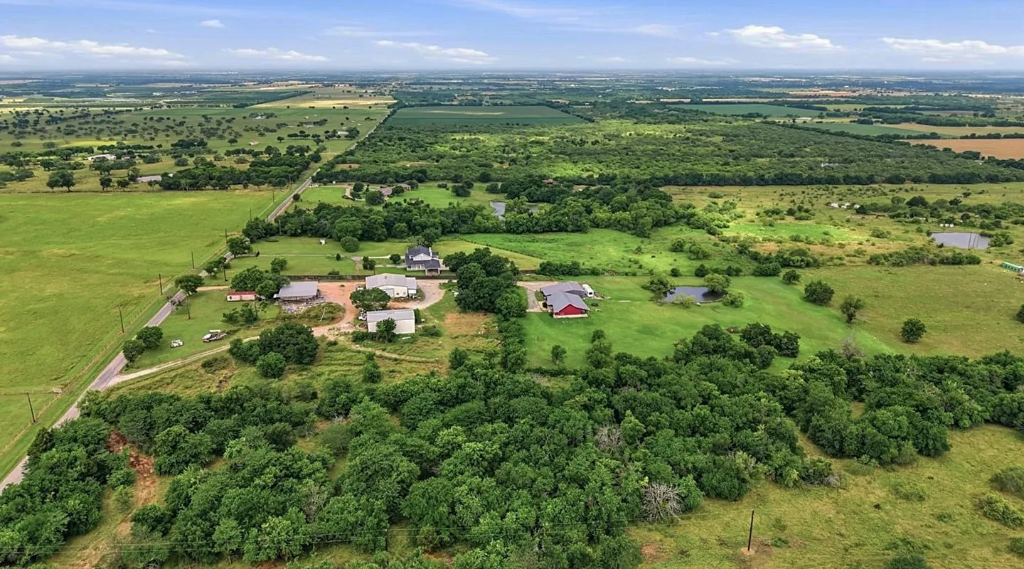 Ranch For Sale in Grayson County , 823 Higgins Road, Sherman, Texas 75092, 0, 0, Garage spaces, 0 Sqft, built in 1985, mls#21299970, Real Estate Agent in Sherman, Homes For Sale in Grayson county, Homes For Sale in Sherman, Realtor in Sherman Texas, Real Estate Brokerage Independent Realty Texas, Luminita Cordes Realtor