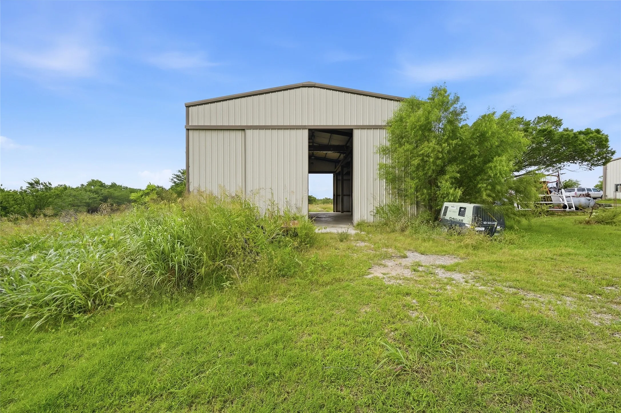 Ranch For Sale in Grayson County , 823 Higgins Road, Sherman, Texas 75092, 0, 0, Garage spaces, 0 Sqft, built in 1985, mls#21299970, Real Estate Agent in Sherman, Homes For Sale in Grayson county, Homes For Sale in Sherman, Realtor in Sherman Texas, Real Estate Brokerage Independent Realty Texas, Luminita Cordes Realtor