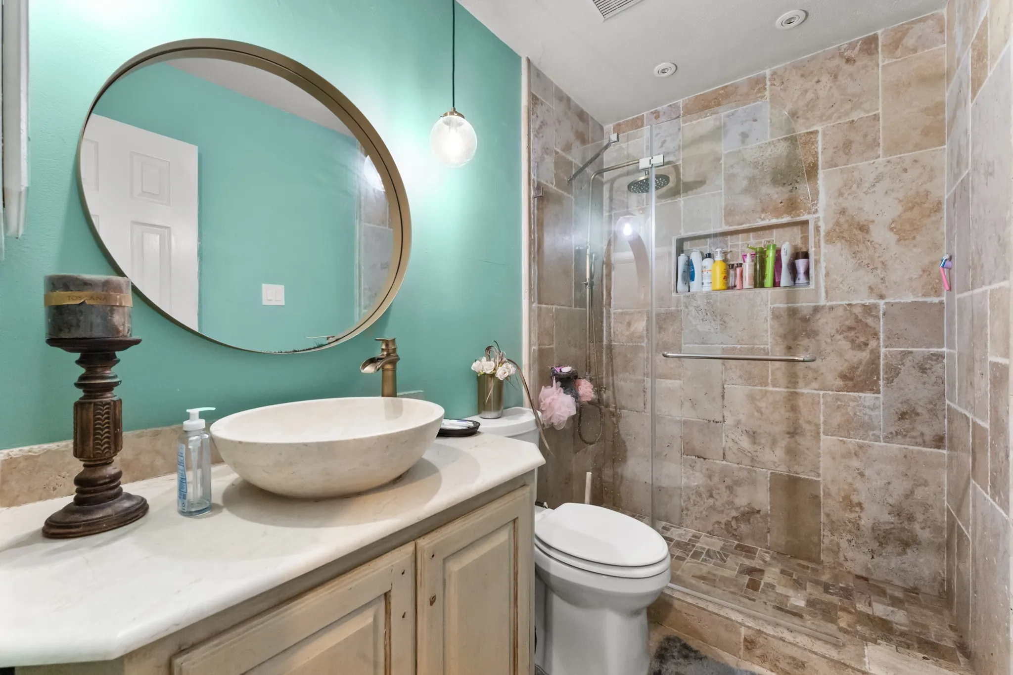 Single Family Residence For Sale in Tarrant County , 3481 Galaway Bay Drive, Grand Prairie, Texas 75052, 3 Bedroom, 2 Bathroom, 1 Garage spaces, 1,812 Sqft, built in 1991, mls#21302569, Real Estate Agent in Grand Prairie, Homes For Sale in Tarrant county, Homes For Sale in Grand Prairie, Realtor in Grand Prairie Texas, Real Estate Brokerage Independent Realty Texas, Luminita Cordes Realtor
