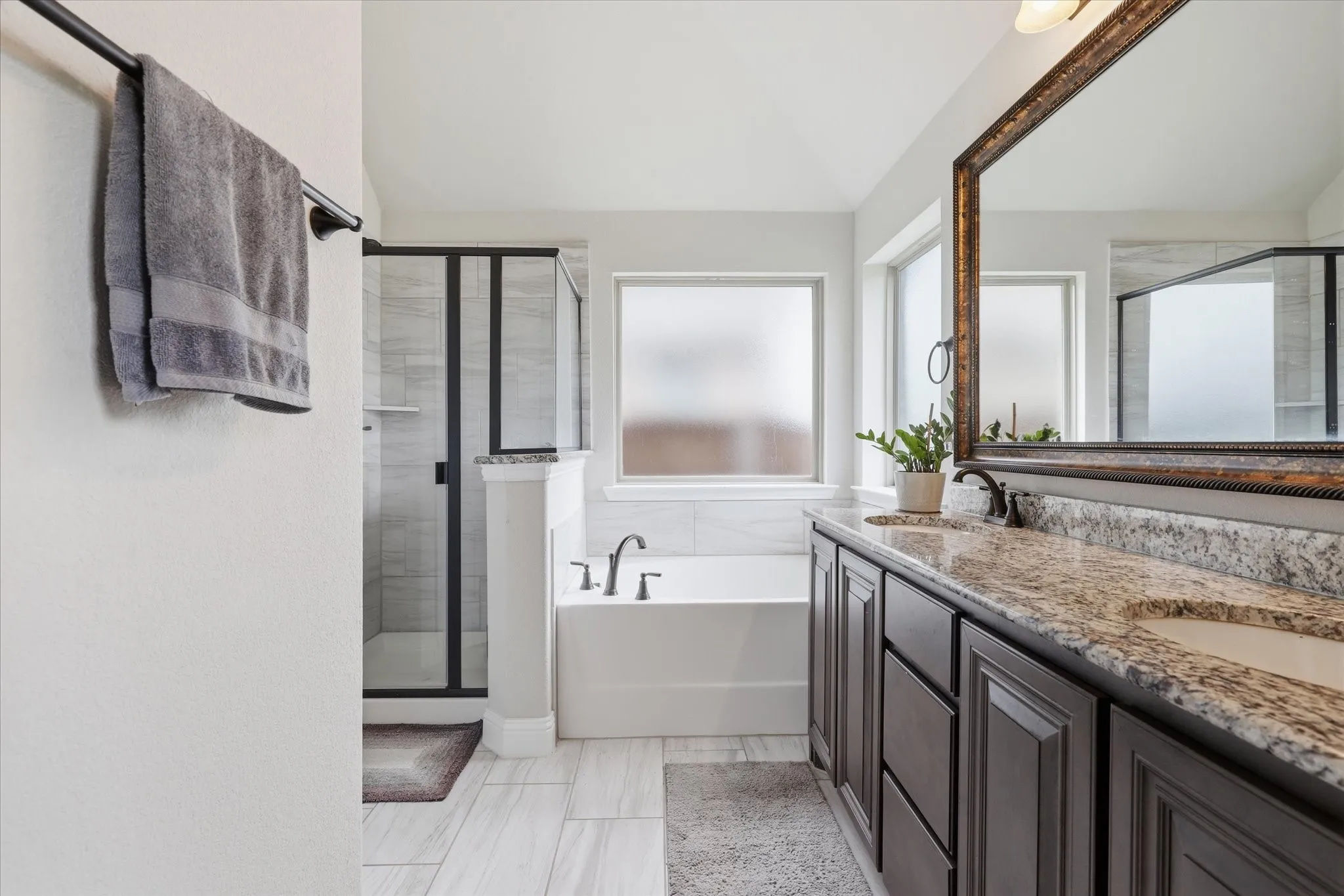 Single Family Residence For Sale in Denton County , 6038 Priory Drive, Celina, Texas 76227, 4 Bedroom, 2 Bathroom, 2 Garage spaces, 1,957 Sqft, built in 2021, mls#21301019, Real Estate Agent in Celina, Homes For Sale in Denton county, Homes For Sale in Celina, Realtor in Celina Texas, Real Estate Brokerage Independent Realty Texas, Luminita Cordes Realtor