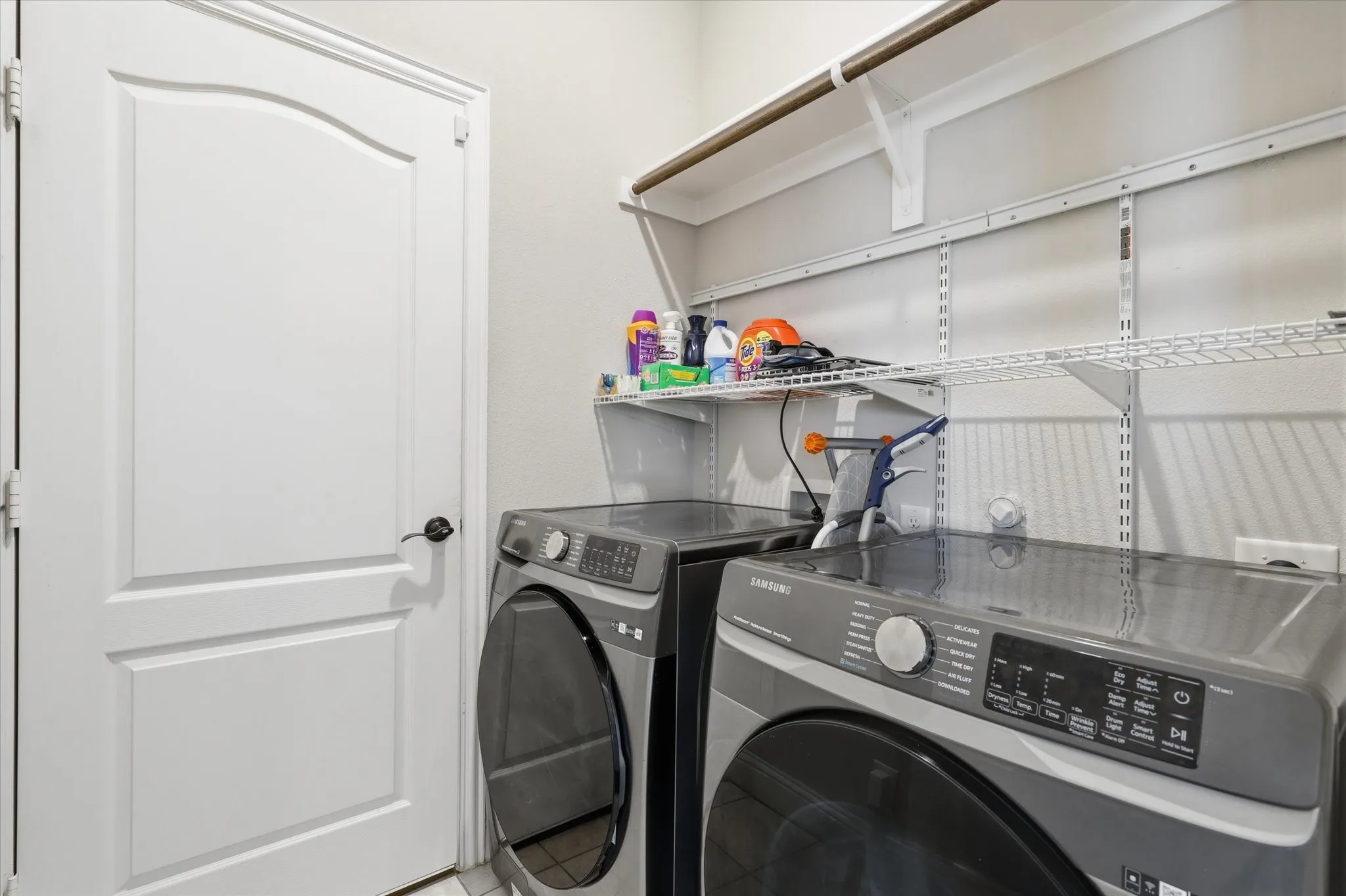 Single Family Residence For Sale in Denton County , 6038 Priory Drive, Celina, Texas 76227, 4 Bedroom, 2 Bathroom, 2 Garage spaces, 1,957 Sqft, built in 2021, mls#21301019, Real Estate Agent in Celina, Homes For Sale in Denton county, Homes For Sale in Celina, Realtor in Celina Texas, Real Estate Brokerage Independent Realty Texas, Luminita Cordes Realtor
