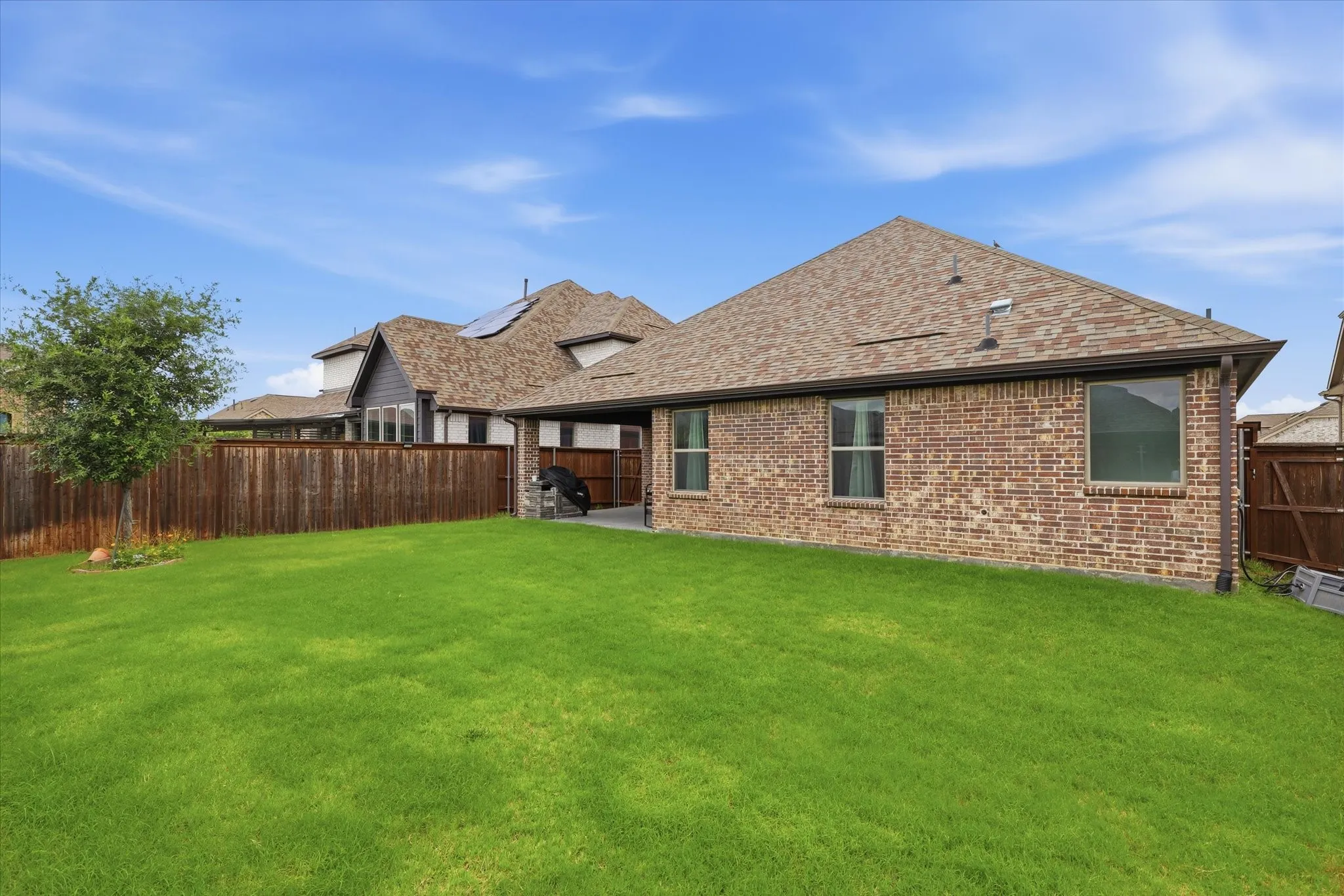 Single Family Residence For Sale in Denton County , 6038 Priory Drive, Celina, Texas 76227, 4 Bedroom, 2 Bathroom, 2 Garage spaces, 1,957 Sqft, built in 2021, mls#21301019, Real Estate Agent in Celina, Homes For Sale in Denton county, Homes For Sale in Celina, Realtor in Celina Texas, Real Estate Brokerage Independent Realty Texas, Luminita Cordes Realtor
