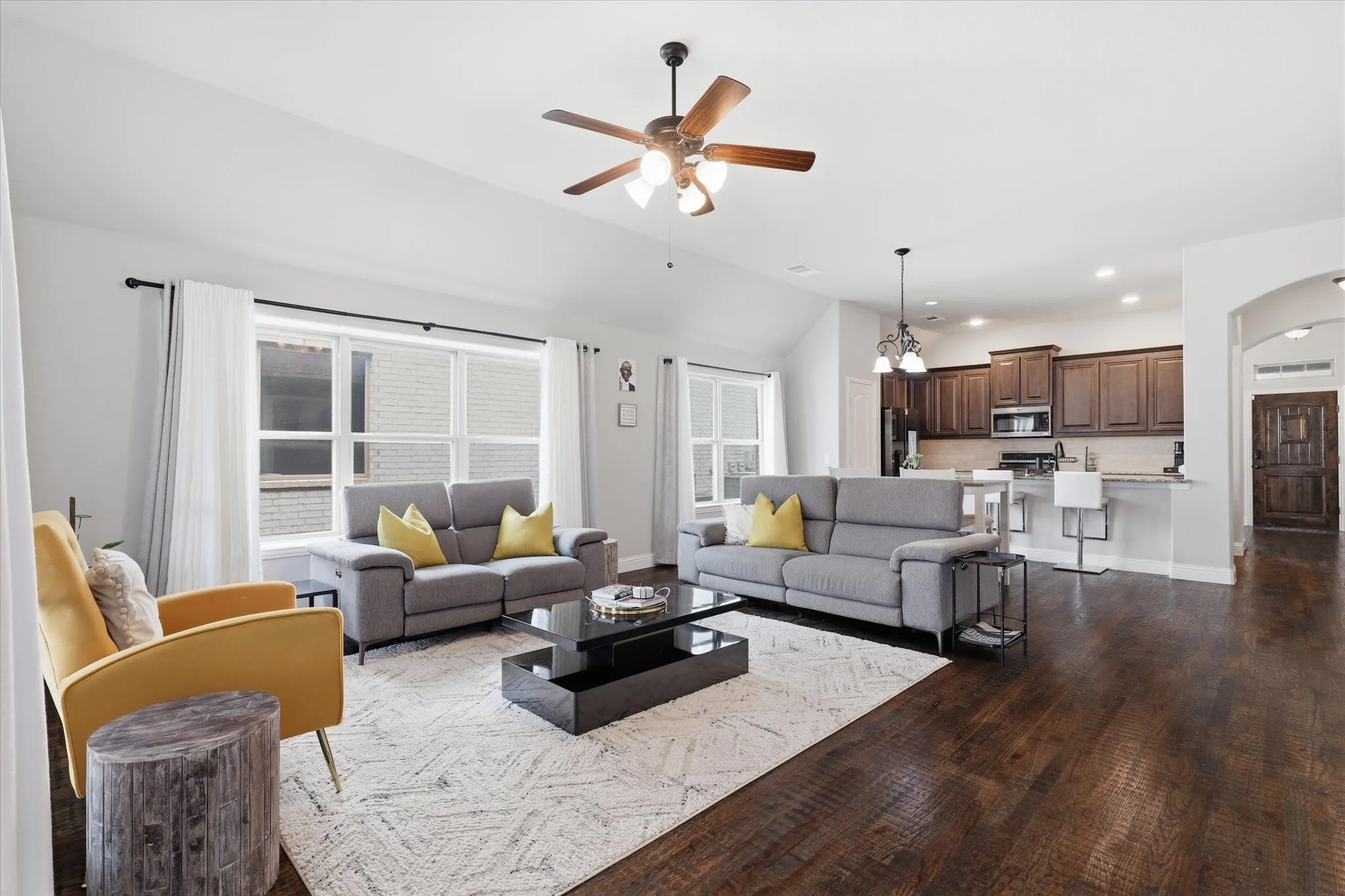 Single Family Residence For Sale in Denton County , 6038 Priory Drive, Celina, Texas 76227, 4 Bedroom, 2 Bathroom, 2 Garage spaces, 1,957 Sqft, built in 2021, mls#21301019, Real Estate Agent in Celina, Homes For Sale in Denton county, Homes For Sale in Celina, Realtor in Celina Texas, Real Estate Brokerage Independent Realty Texas, Luminita Cordes Realtor
