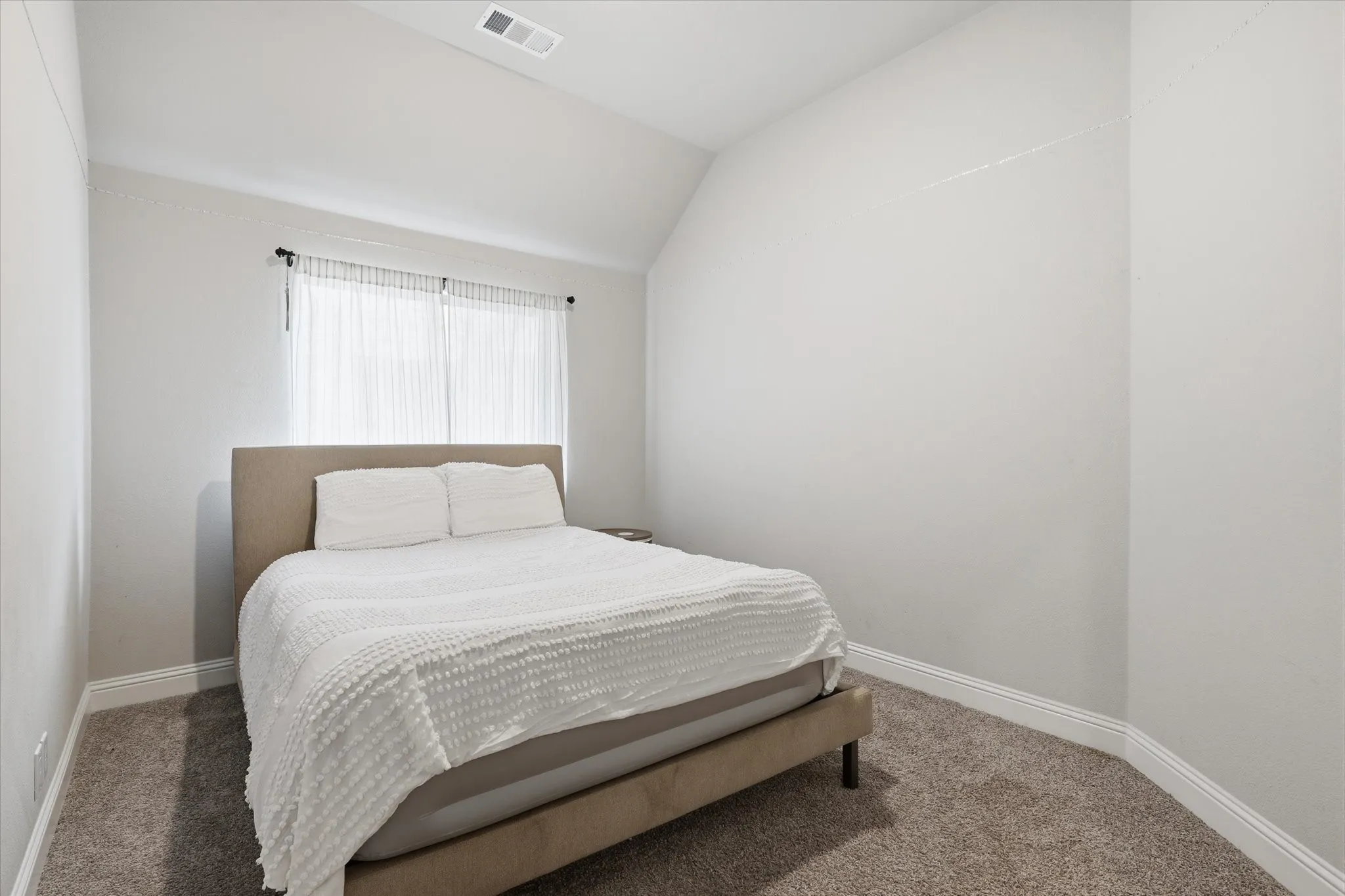 Single Family Residence For Sale in Denton County , 6038 Priory Drive, Celina, Texas 76227, 4 Bedroom, 2 Bathroom, 2 Garage spaces, 1,957 Sqft, built in 2021, mls#21301019, Real Estate Agent in Celina, Homes For Sale in Denton county, Homes For Sale in Celina, Realtor in Celina Texas, Real Estate Brokerage Independent Realty Texas, Luminita Cordes Realtor
