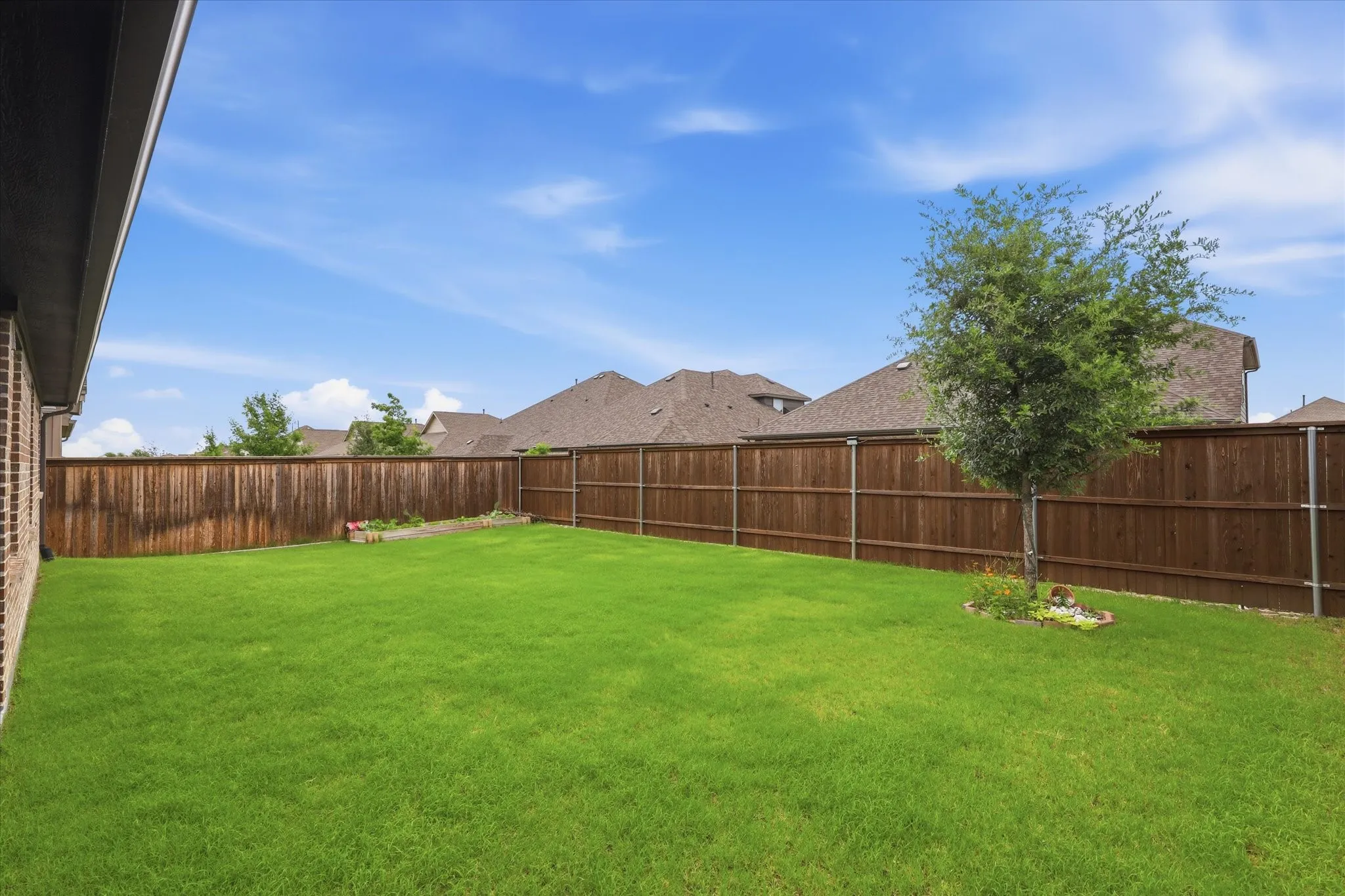 Single Family Residence For Sale in Denton County , 6038 Priory Drive, Celina, Texas 76227, 4 Bedroom, 2 Bathroom, 2 Garage spaces, 1,957 Sqft, built in 2021, mls#21301019, Real Estate Agent in Celina, Homes For Sale in Denton county, Homes For Sale in Celina, Realtor in Celina Texas, Real Estate Brokerage Independent Realty Texas, Luminita Cordes Realtor