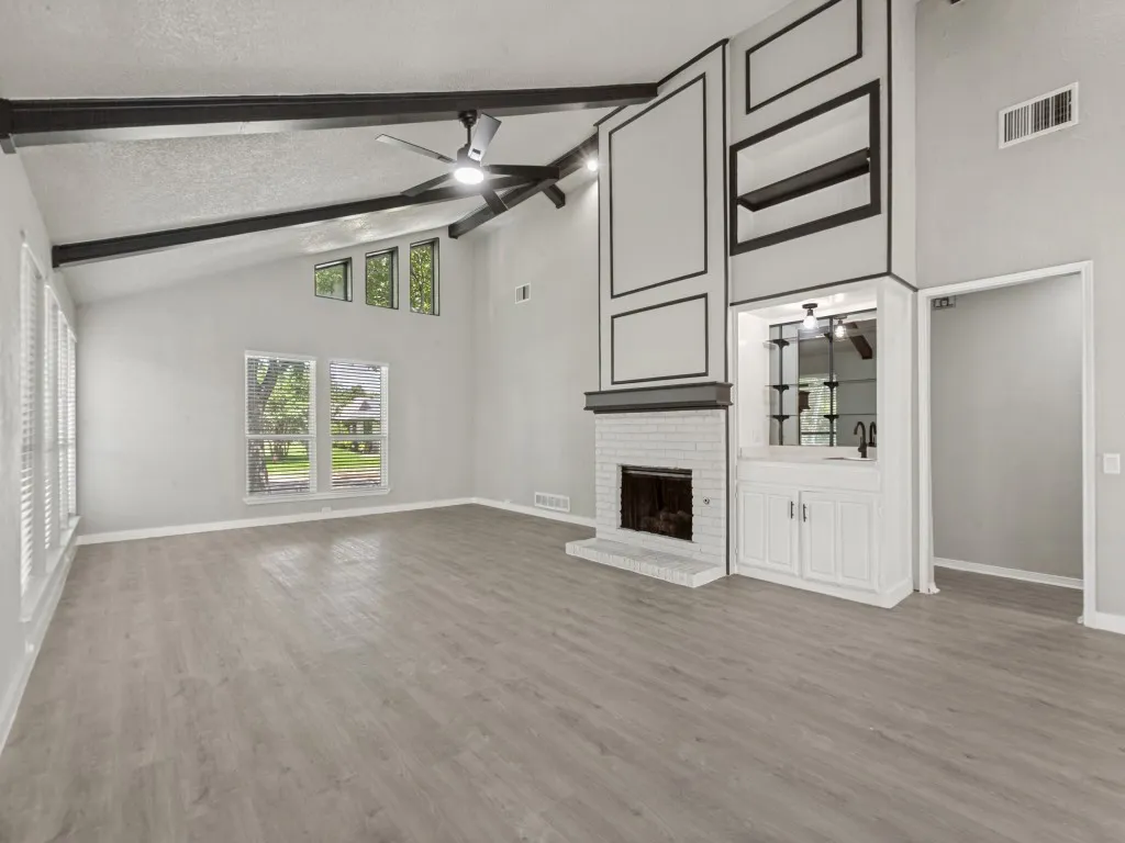 Single Family Residence For Sale in Collin County , 3013 Saddlehead Drive, Plano, Texas 75075, 3 Bedroom, 3 Bathroom, 2 Garage spaces, 2,179 Sqft, built in 1980, mls#21299503, Real Estate Agent in Plano, Homes For Sale in Collin county, Homes For Sale in Plano, Realtor in Plano Texas, Real Estate Brokerage Independent Realty Texas, Luminita Cordes Realtor