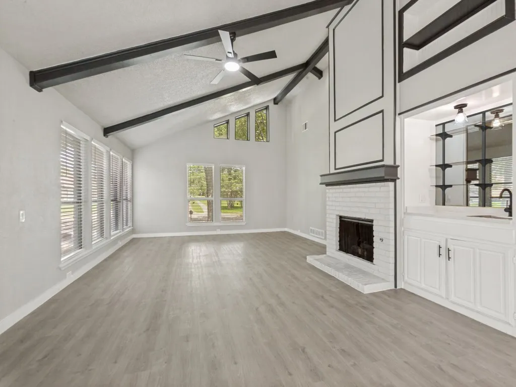 Single Family Residence For Sale in Collin County , 3013 Saddlehead Drive, Plano, Texas 75075, 3 Bedroom, 3 Bathroom, 2 Garage spaces, 2,179 Sqft, built in 1980, mls#21299503, Real Estate Agent in Plano, Homes For Sale in Collin county, Homes For Sale in Plano, Realtor in Plano Texas, Real Estate Brokerage Independent Realty Texas, Luminita Cordes Realtor