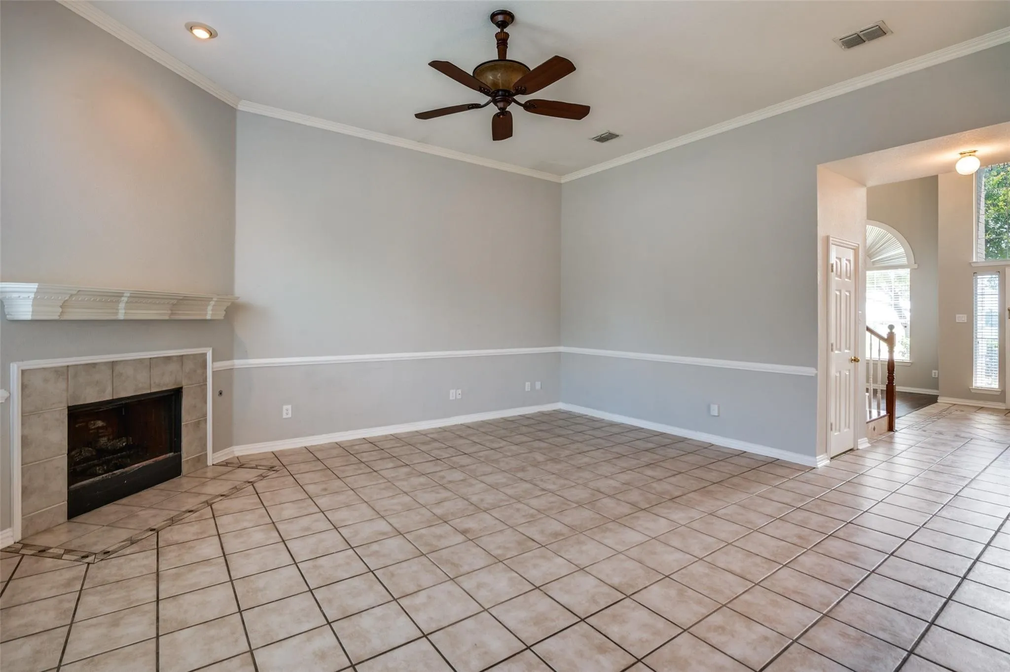 Single Family Residence For Rent in Collin County , 323 Del Cano Drive, Allen, Texas 75002, 5 Bedroom, 3 Bathroom, 2 Garage spaces, 3,346 Sqft, built in 2003, mls#21302591, Real Estate Agent in Allen, Homes For Rent in Collin county, Homes For Rent in Allen, Realtor in Allen Texas, Real Estate Brokerage Independent Realty Texas, Luminita Cordes Realtor