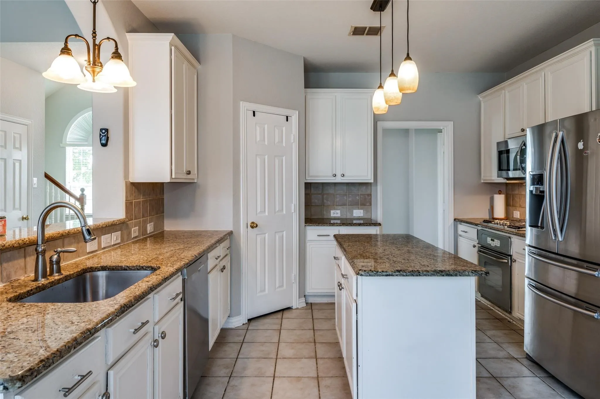 Single Family Residence For Rent in Collin County , 323 Del Cano Drive, Allen, Texas 75002, 5 Bedroom, 3 Bathroom, 2 Garage spaces, 3,346 Sqft, built in 2003, mls#21302591, Real Estate Agent in Allen, Homes For Rent in Collin county, Homes For Rent in Allen, Realtor in Allen Texas, Real Estate Brokerage Independent Realty Texas, Luminita Cordes Realtor