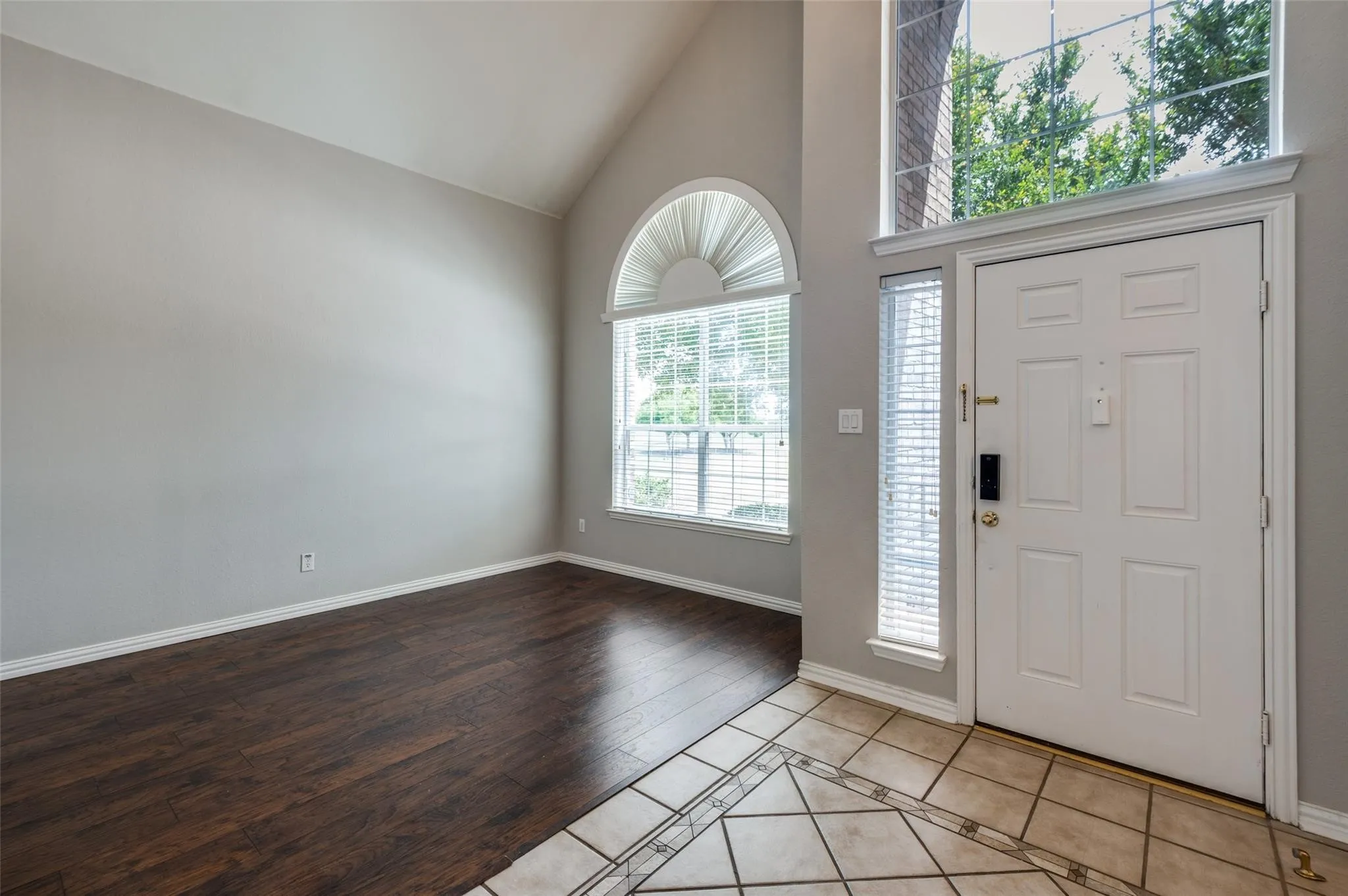 Single Family Residence For Rent in Collin County , 323 Del Cano Drive, Allen, Texas 75002, 5 Bedroom, 3 Bathroom, 2 Garage spaces, 3,346 Sqft, built in 2003, mls#21302591, Real Estate Agent in Allen, Homes For Rent in Collin county, Homes For Rent in Allen, Realtor in Allen Texas, Real Estate Brokerage Independent Realty Texas, Luminita Cordes Realtor