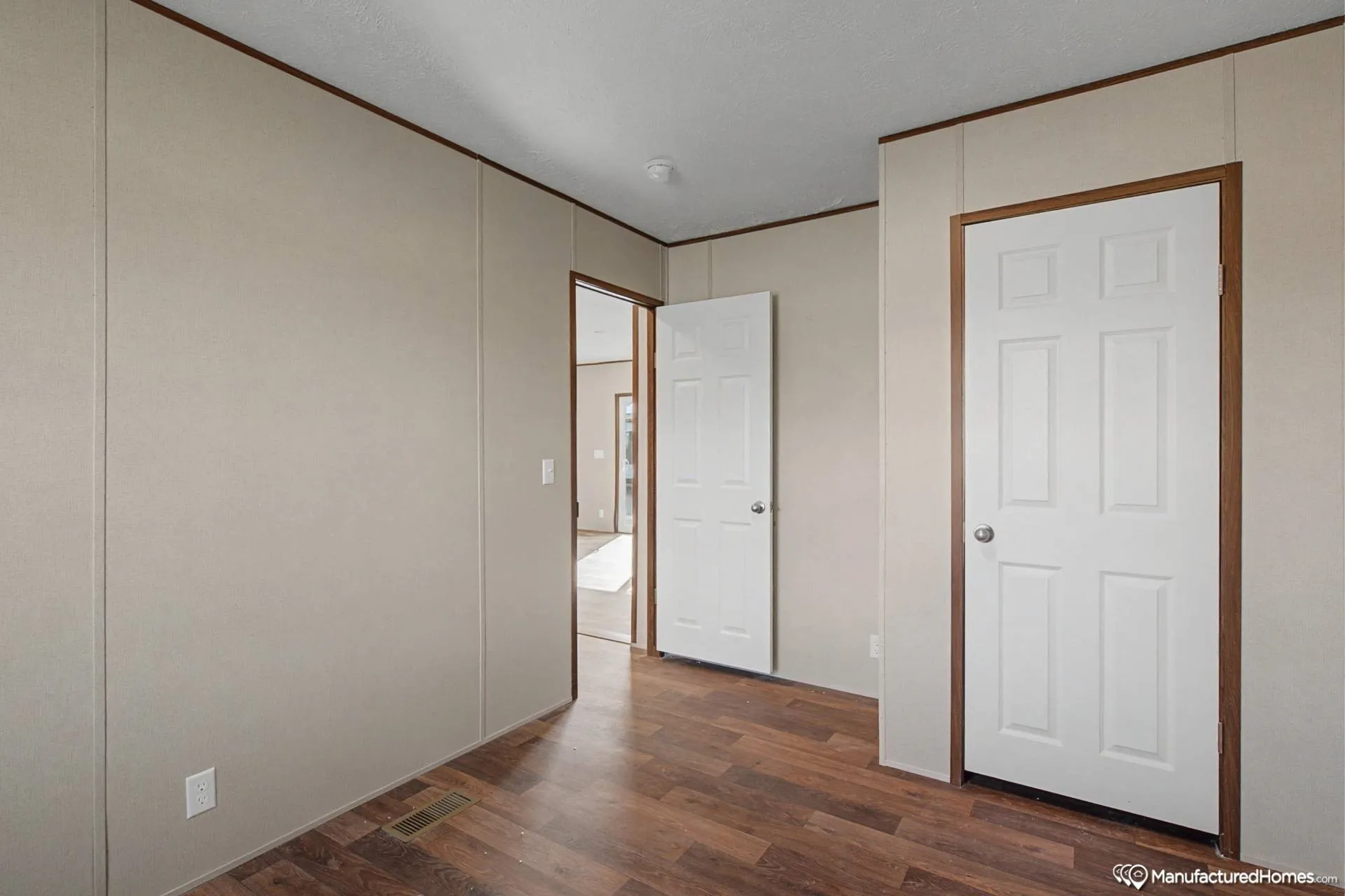 Manufactured Home For Sale in Wise County , 189 Shady Springs Drive, Runaway Bay, Texas 76246, 4 Bedroom, 2 Bathroom, Garage spaces, 1,475 Sqft, built in 2026, mls#21301962, Real Estate Agent in Runaway Bay, Homes For Sale in Wise county, Homes For Sale in Runaway Bay, Realtor in Runaway Bay Texas, Real Estate Brokerage Independent Realty Texas, Luminita Cordes Realtor