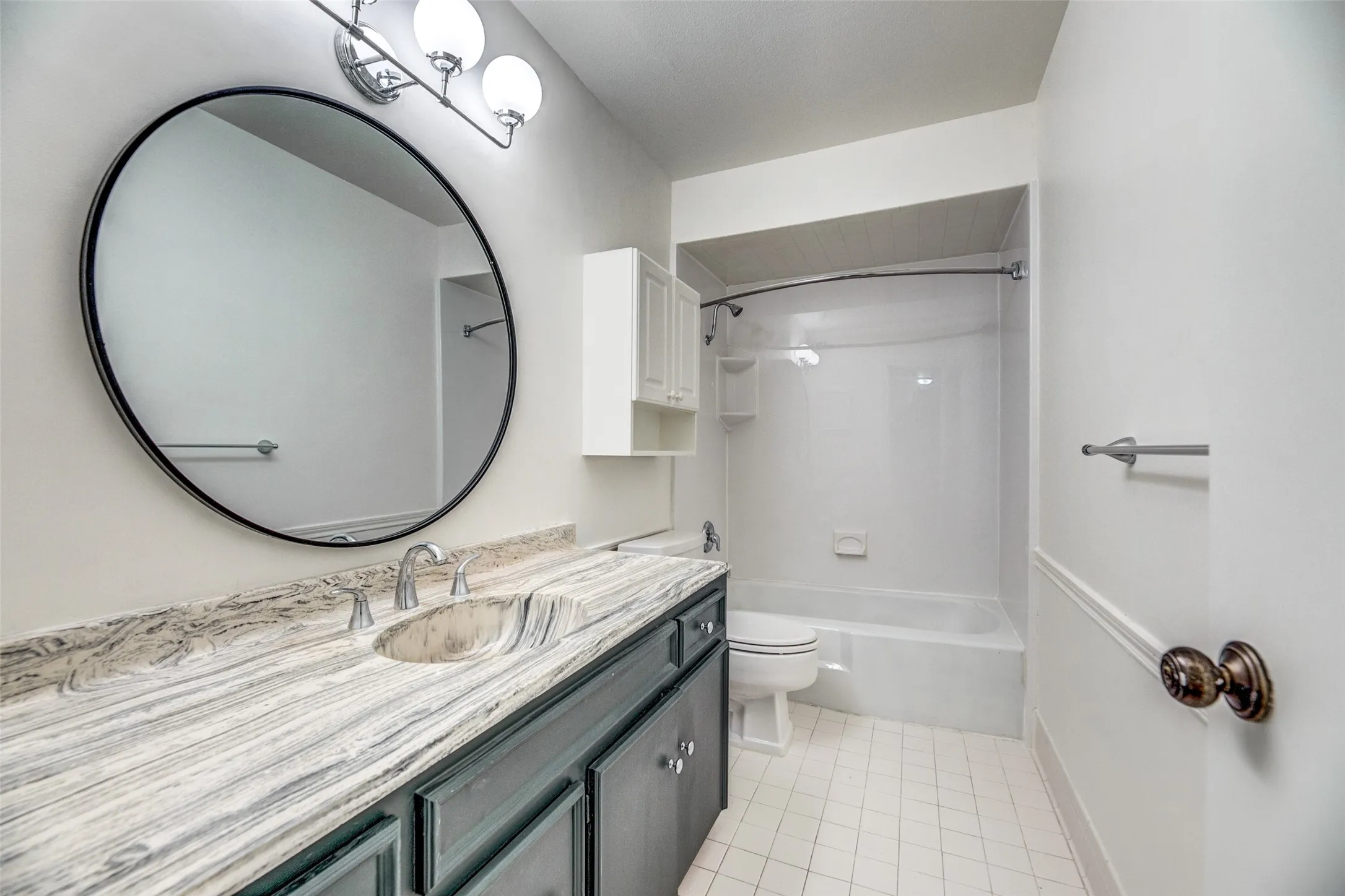 Condominium For Rent in Dallas County , 3212 Daniel Avenue D, University Park, Texas 75205, 2 Bedroom, 2 Bathroom, Garage spaces, 1,190 Sqft, built in 1971, Price $2,495, mls#21302584, Real Estate Agent in University Park, Homes For Rent in Dallas county, Homes For Rent in University Park, Realtor in University Park Texas, Real Estate Brokerage Independent Realty Texas, Luminita Cordes Realtor