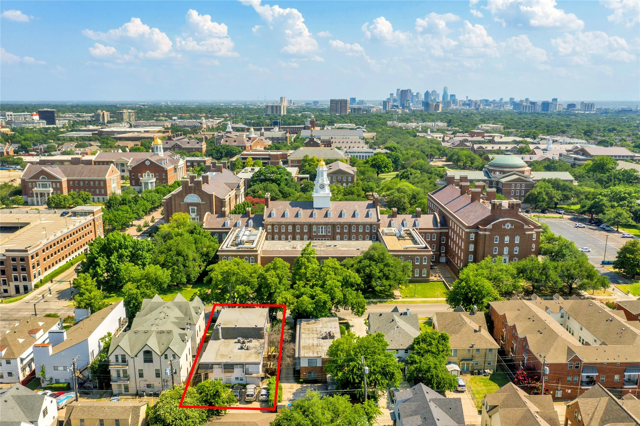 Condominium For Rent in Dallas County , 3212 Daniel Avenue D, University Park, Texas 75205, 2 Bedroom, 2 Bathroom, Garage spaces, 1,190 Sqft, built in 1971, Price $2,495, mls#21302584, Real Estate Agent in University Park, Homes For Rent in Dallas county, Homes For Rent in University Park, Realtor in University Park Texas, Real Estate Brokerage Independent Realty Texas, Luminita Cordes Realtor
