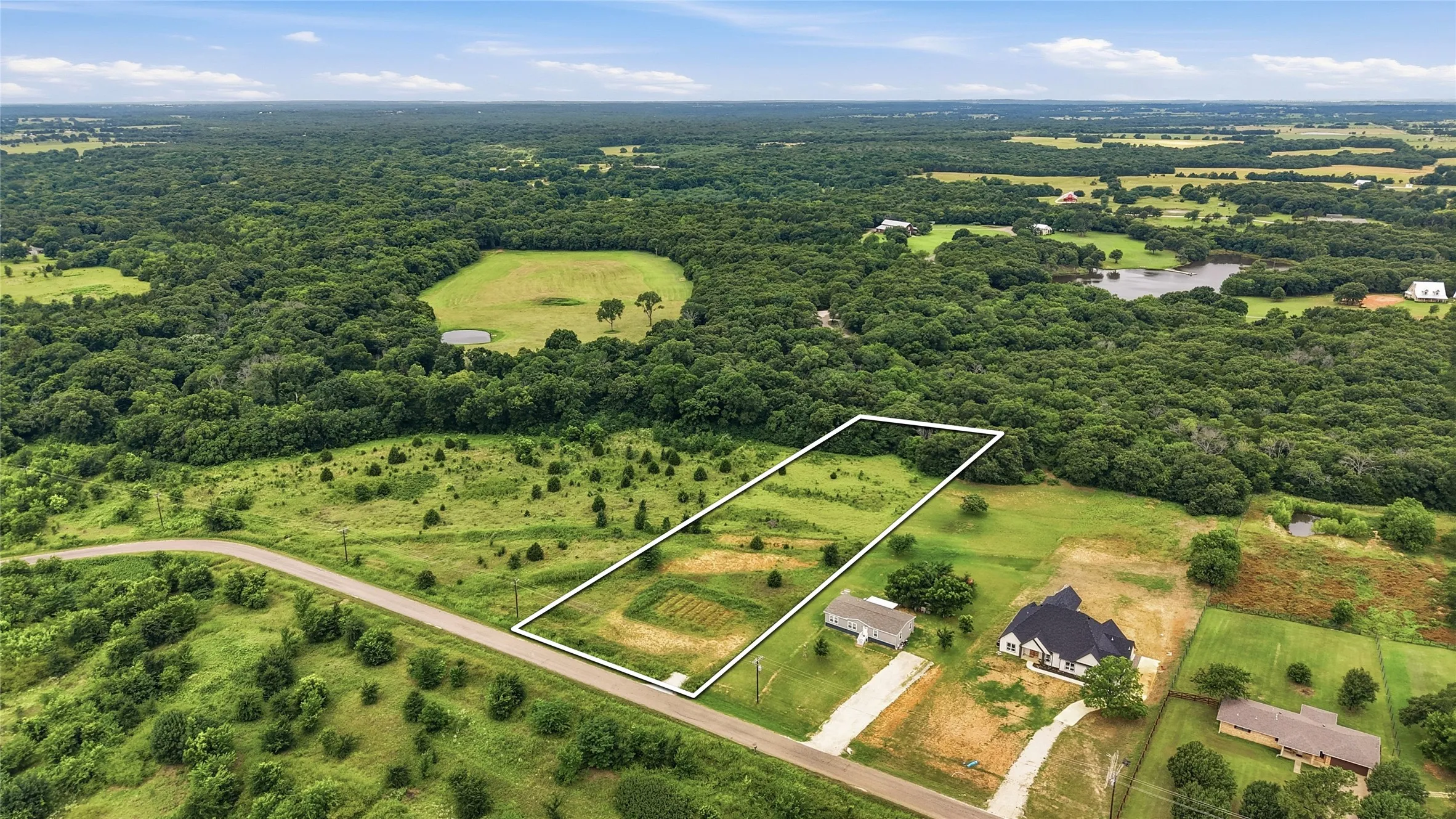 Unimproved Land For Sale in Grayson County , TBD Reast Road, Whitesboro, Texas 76273, 0, 0, Garage spaces, 0 Sqft, built in 0, mls#21298958, Real Estate Agent in Whitesboro, Homes For Sale in Grayson county, Homes For Sale in Whitesboro, Realtor in Whitesboro Texas, Real Estate Brokerage Independent Realty Texas, Luminita Cordes Realtor
